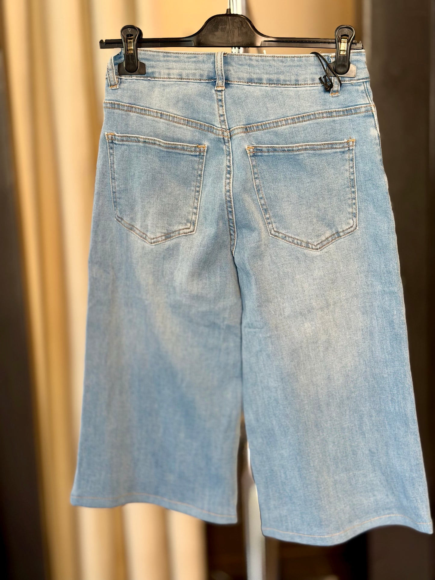 Gauchos in denim 2416