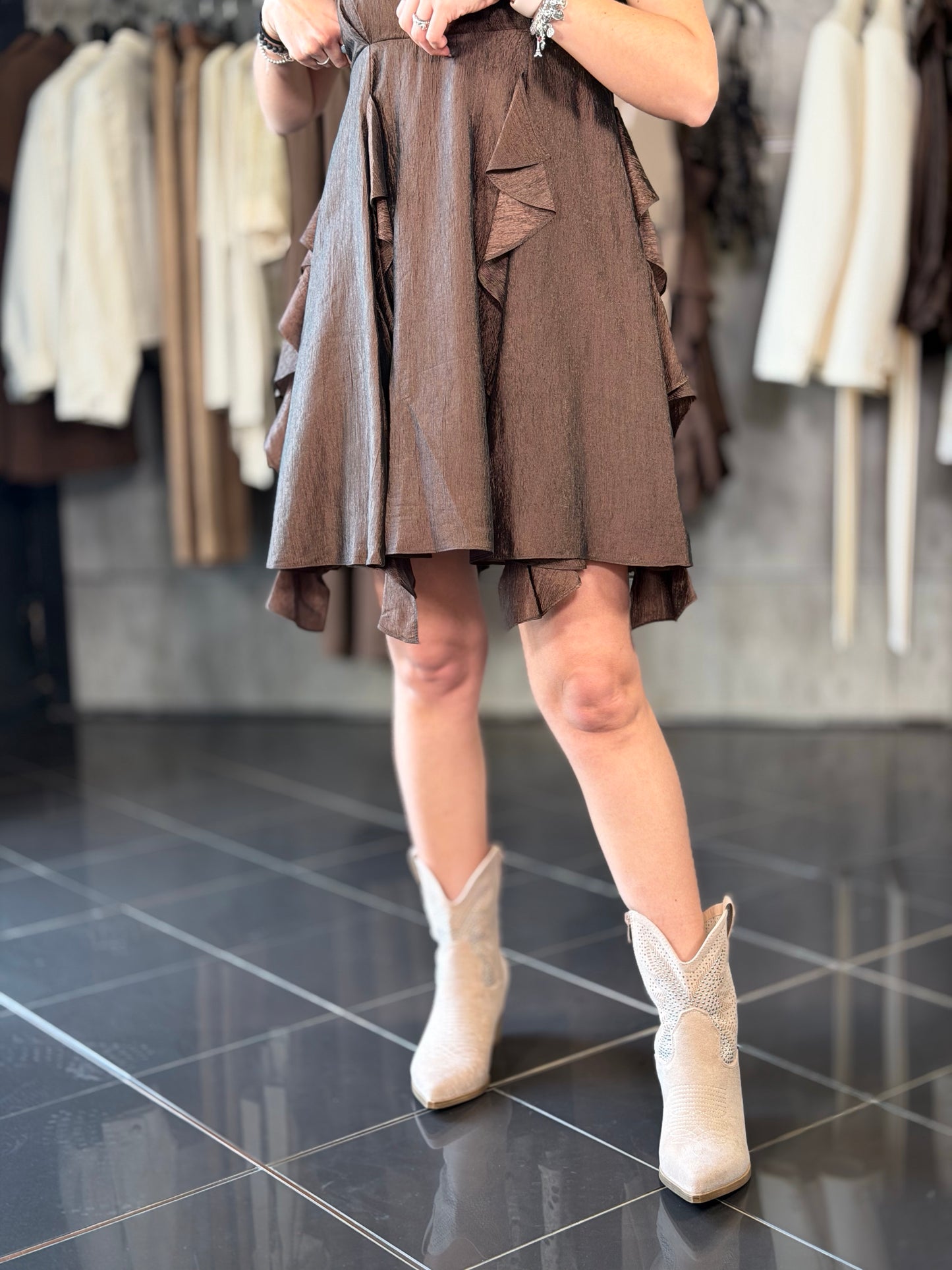 Abito marrone con rouches in taglia unica 2240