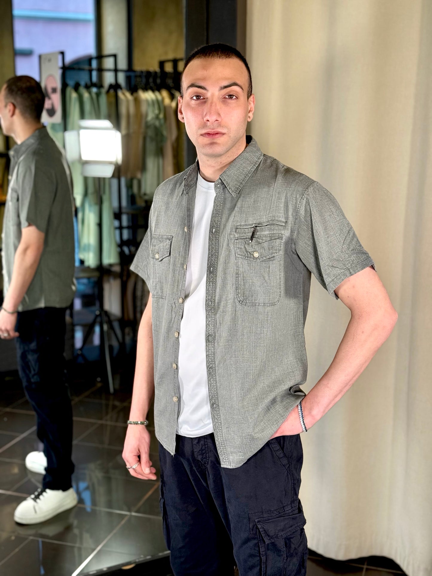 Camicia maniche corte verde salvia polvere 294