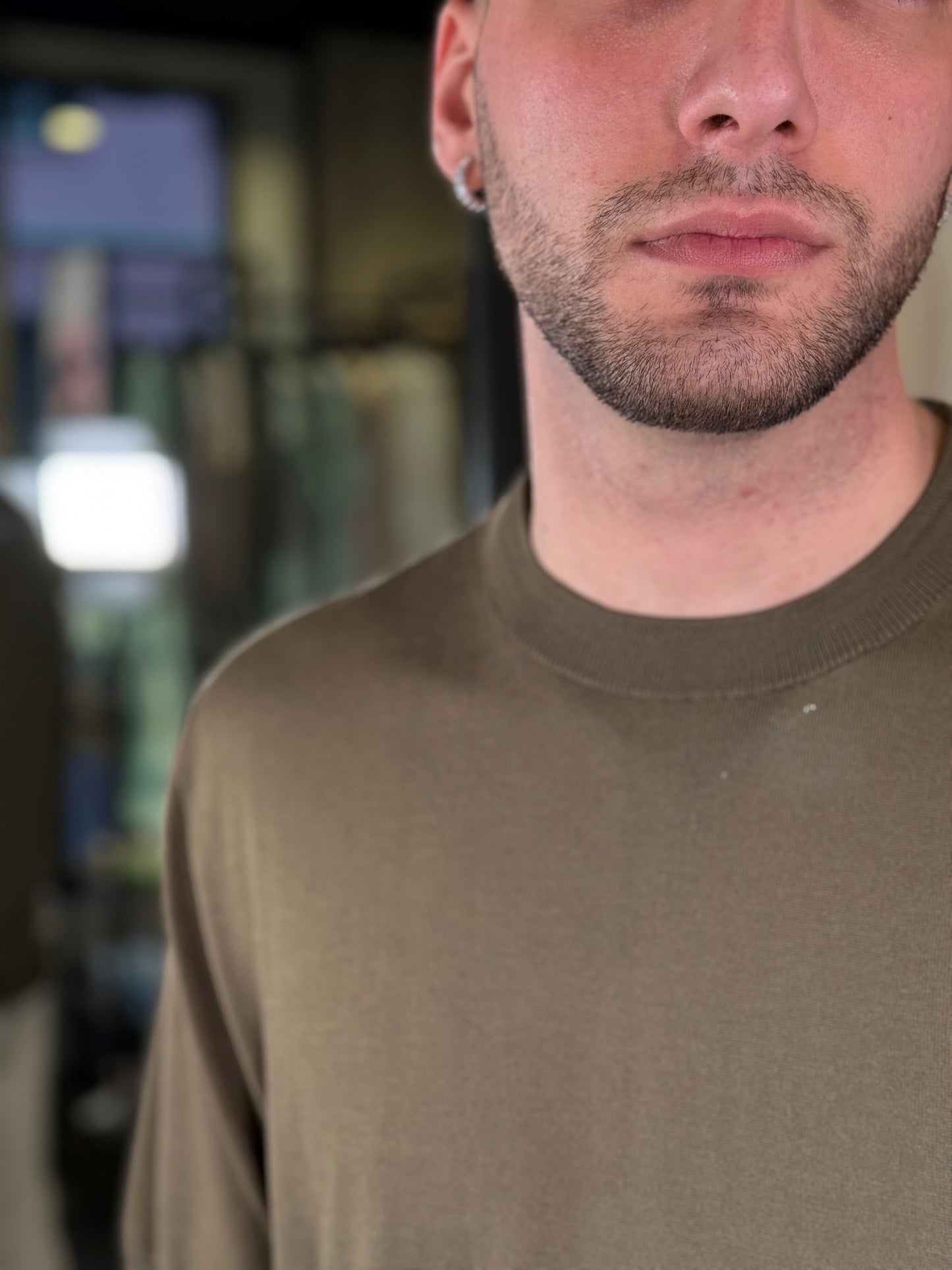 T-shirt verde militare in maglina oversize 431