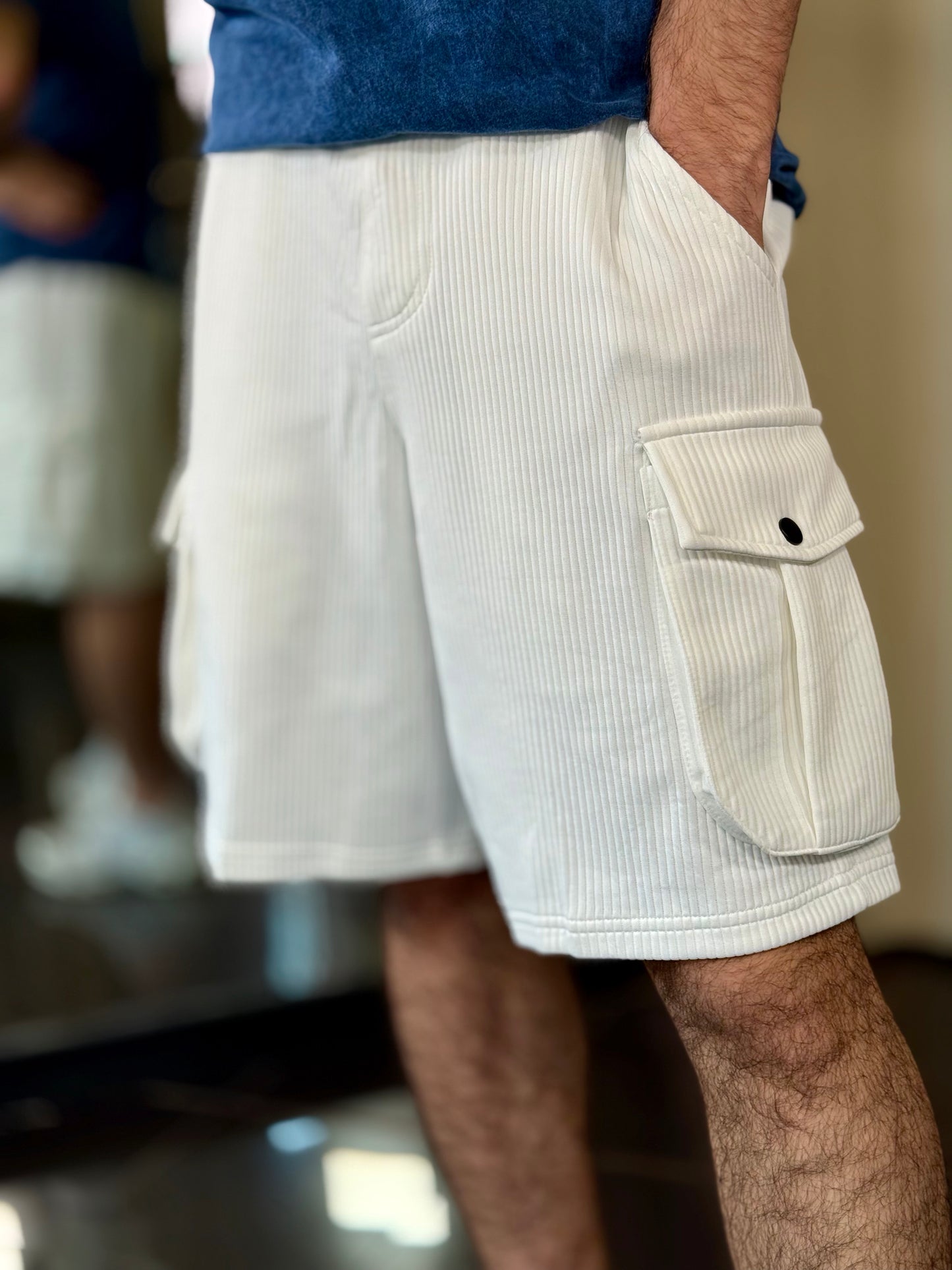 Pantalone oversize in tuta bianco con tasche 617