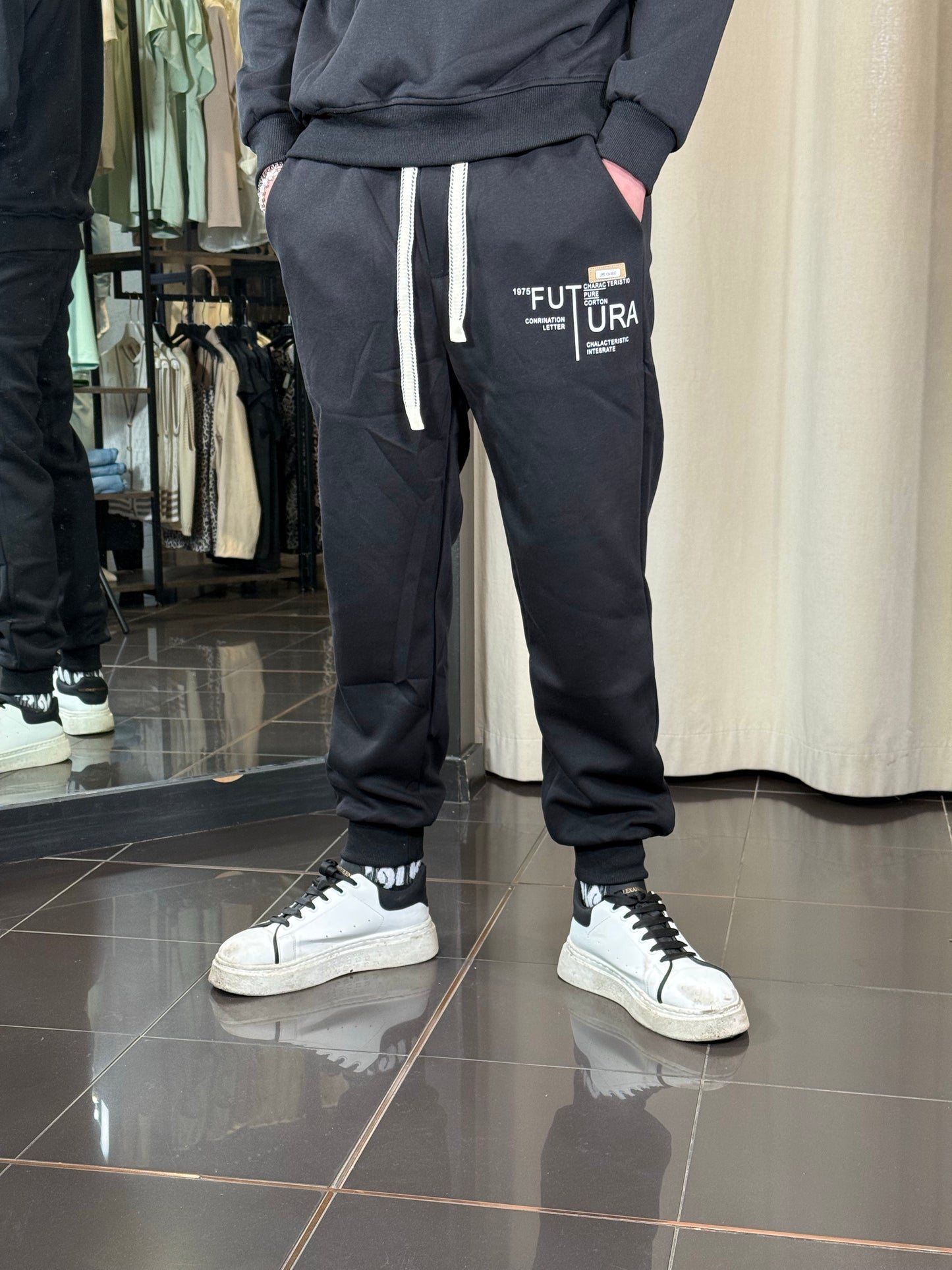 Pantalone tuta nero 374