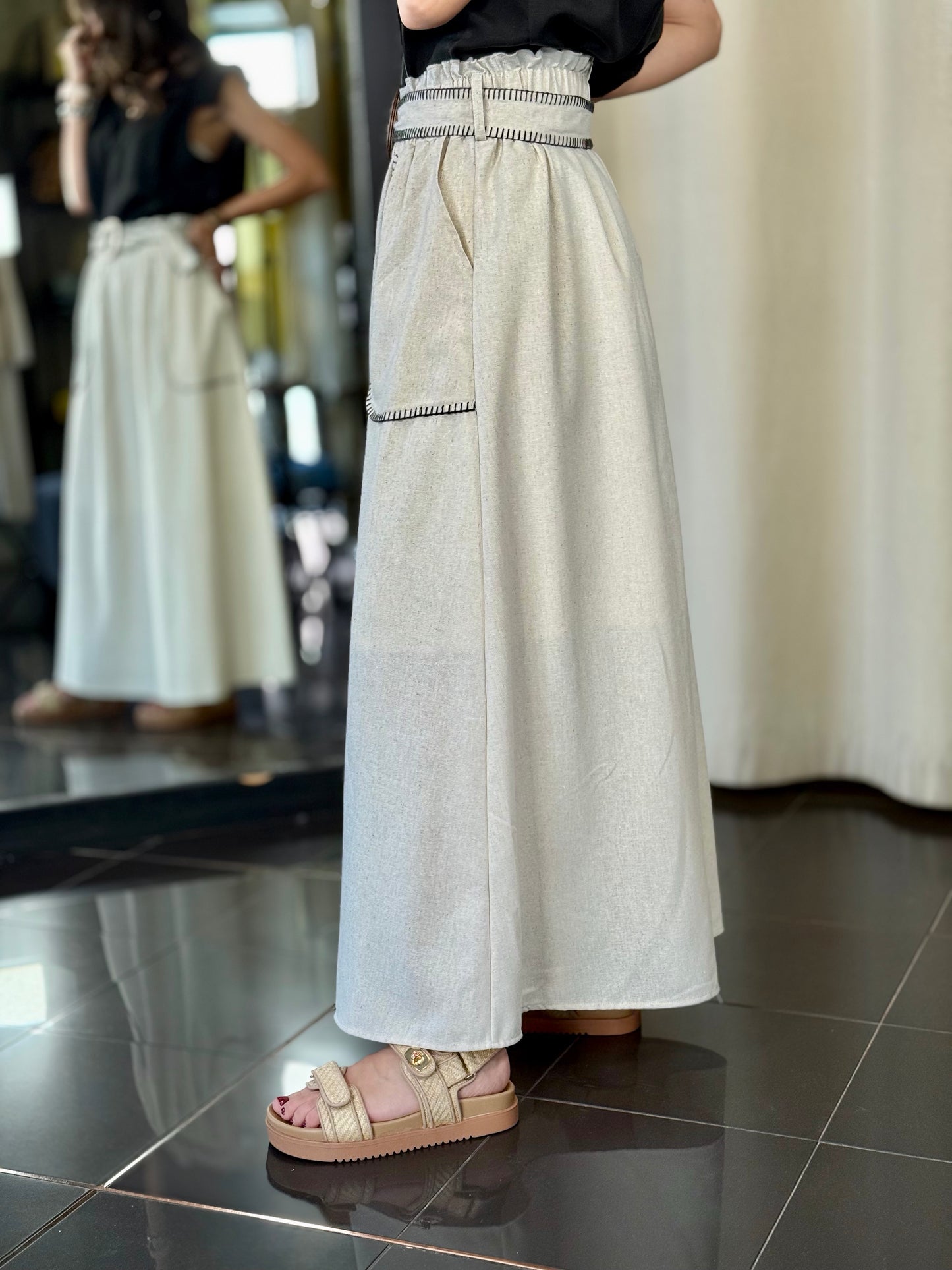 Gonna lunga beige con tasche e cintura in taglia unica 742