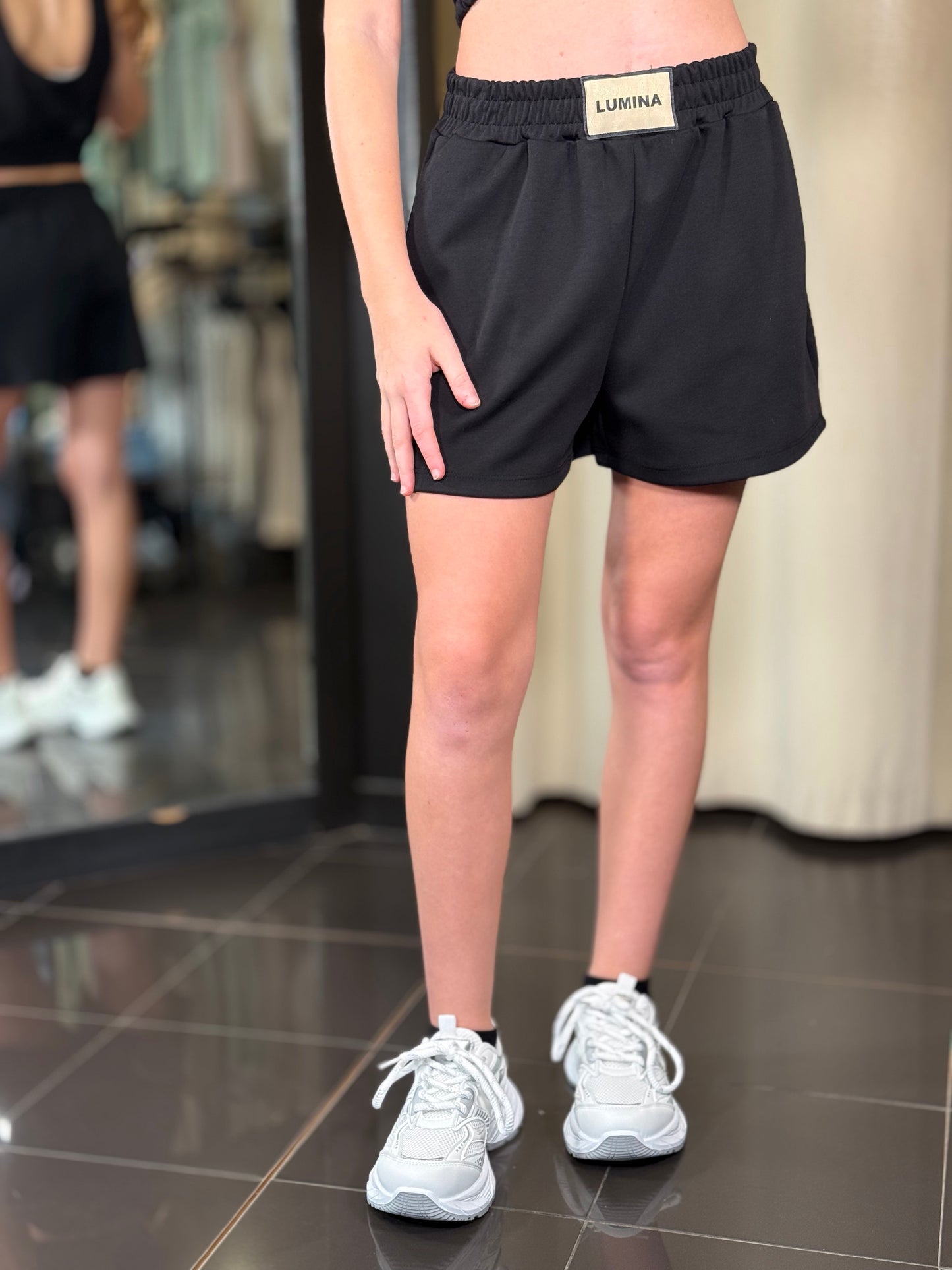 Shorts nero in taglia unica 463