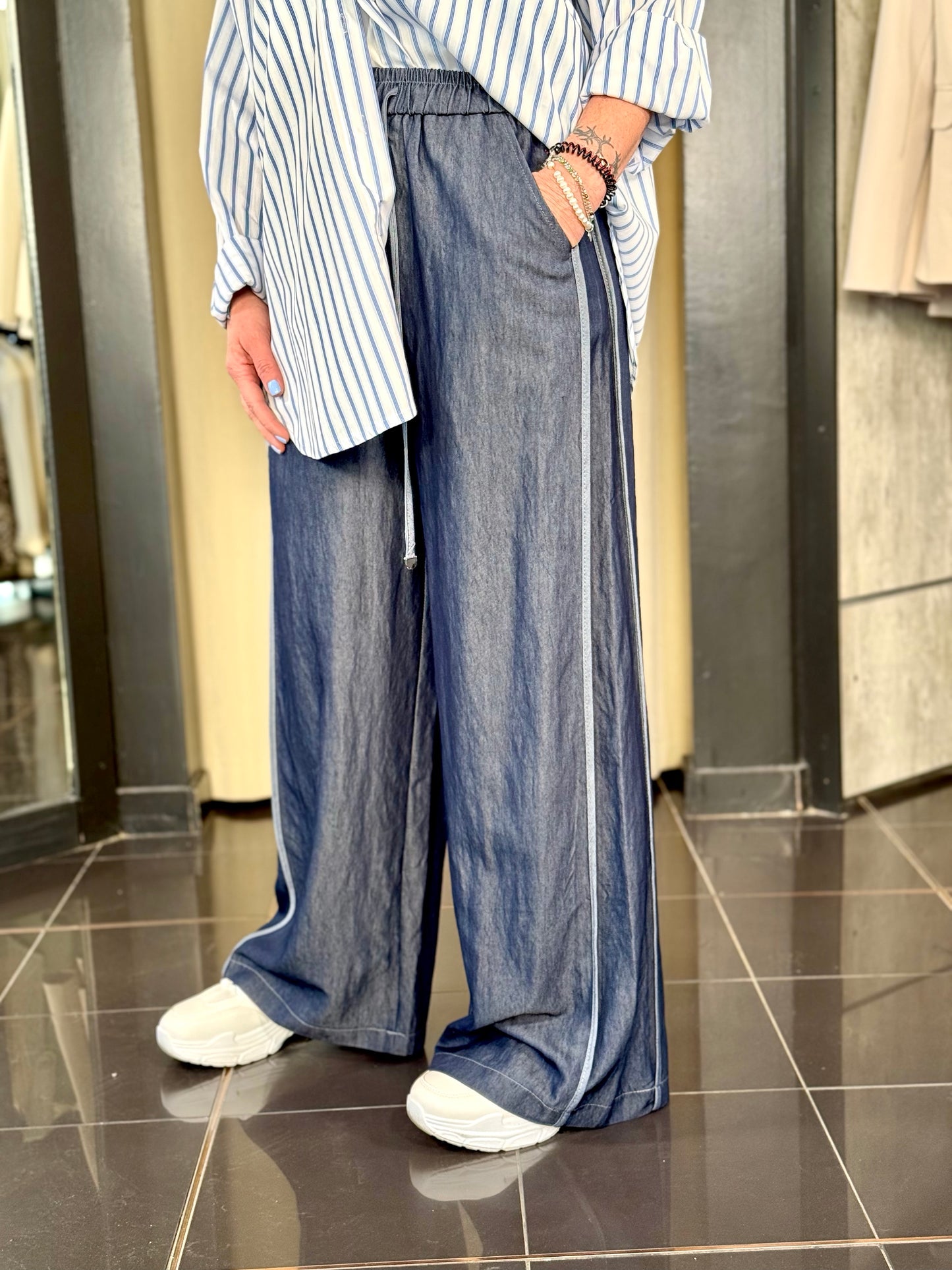 Pantalone a palazzo effetto jeans con coulisse in vita 217