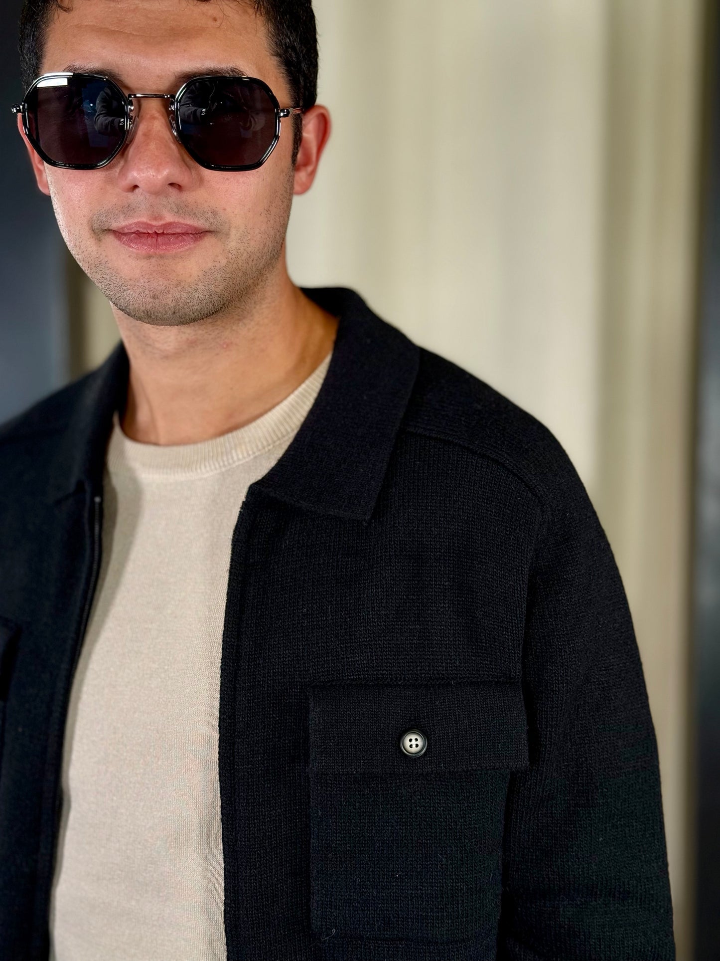 Cardigan con zip e tasche applicate nero 2283