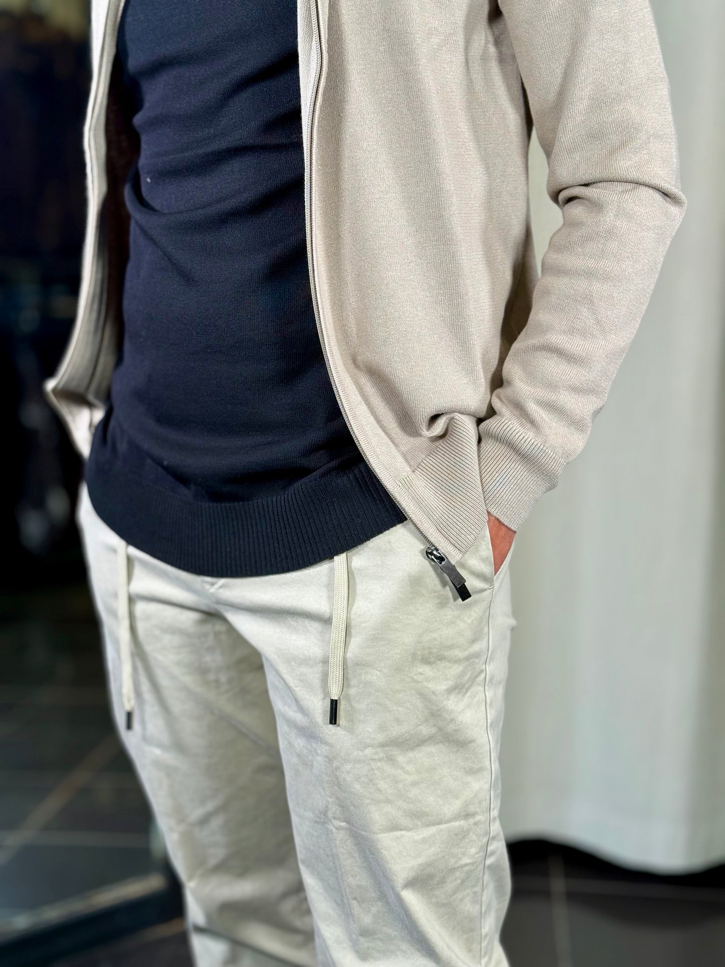 Pantalone Slim beige con coulisse in vita 2328