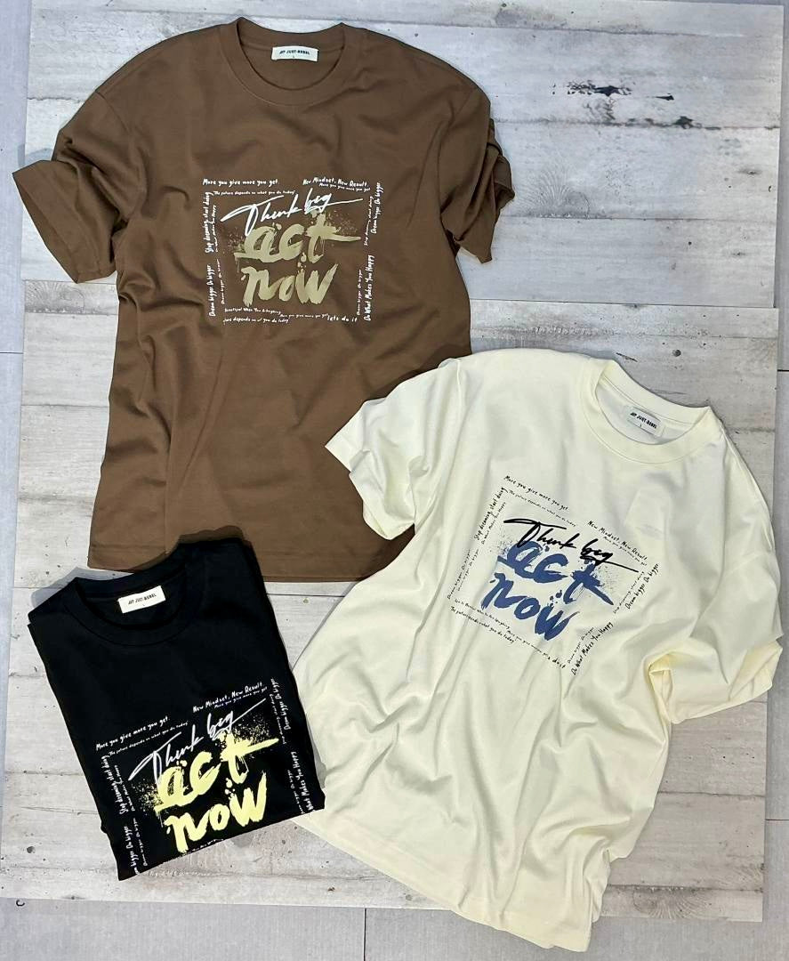 T-shirt panna con stampa 2342