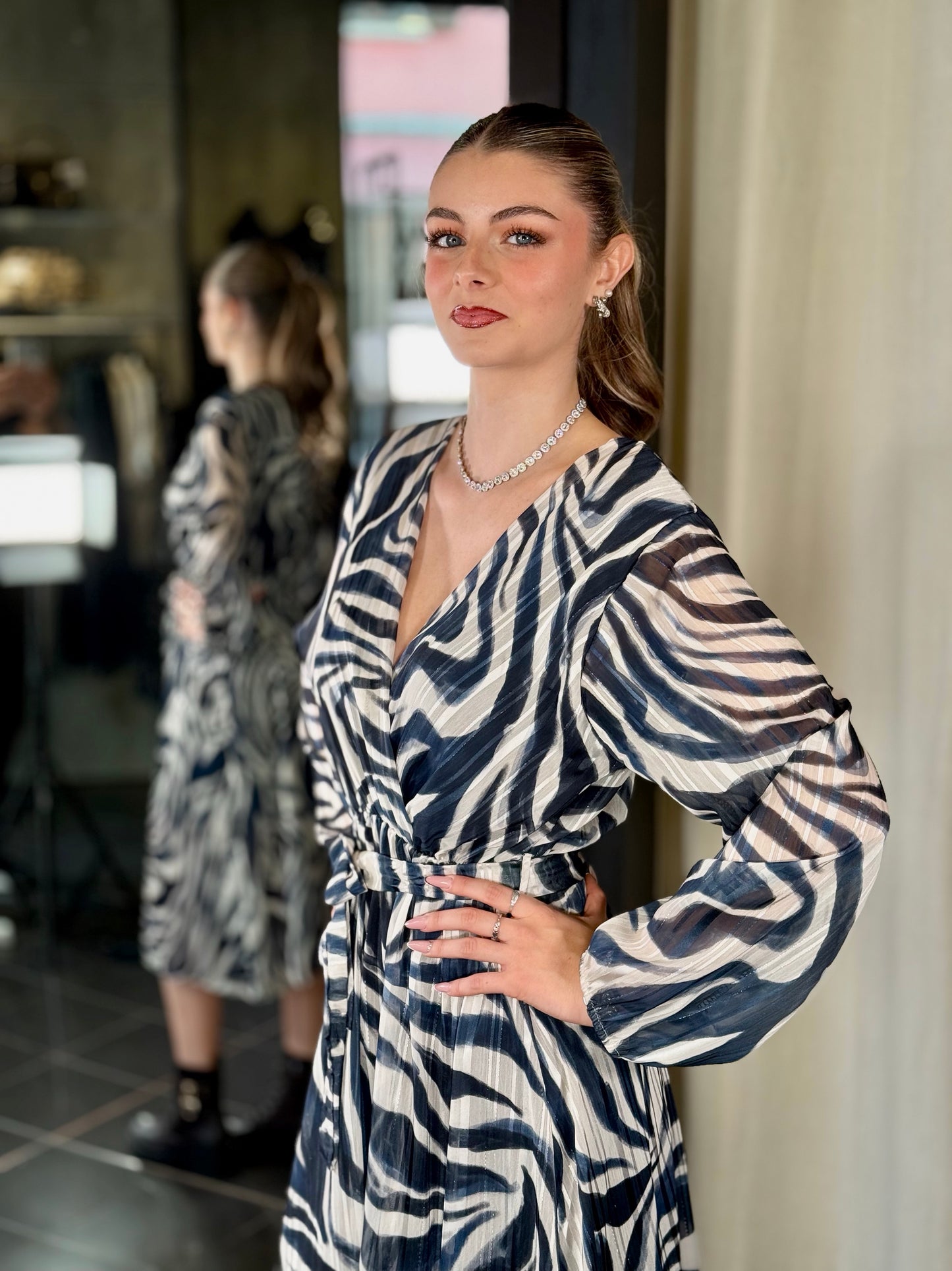 Abito midi con fusciacca blu e scollo a V in taglia unica 2219