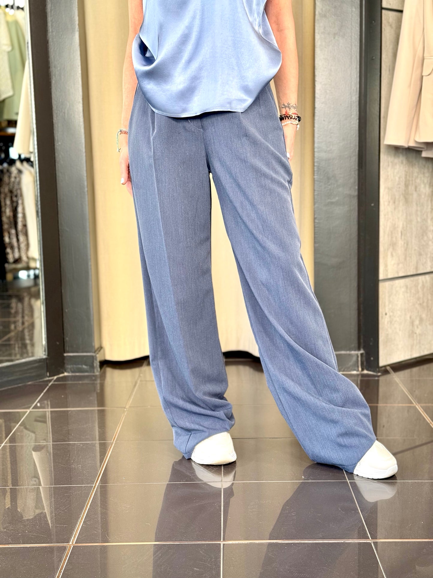 Tailleur blu jeans (blazer + pantalone) in taglia unica 224