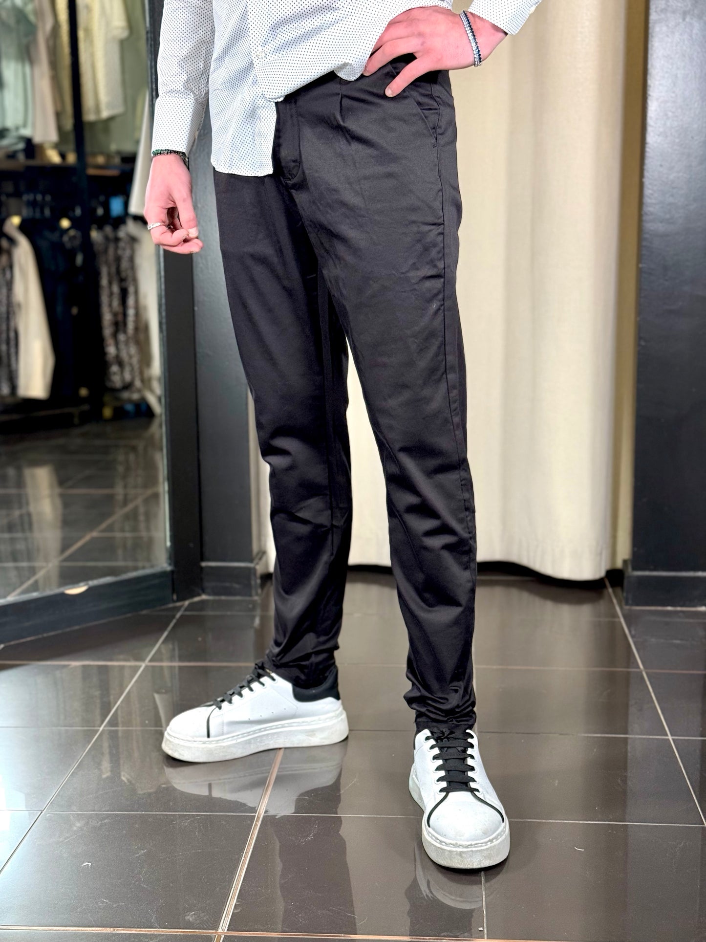 Pantalone Slim nero 122