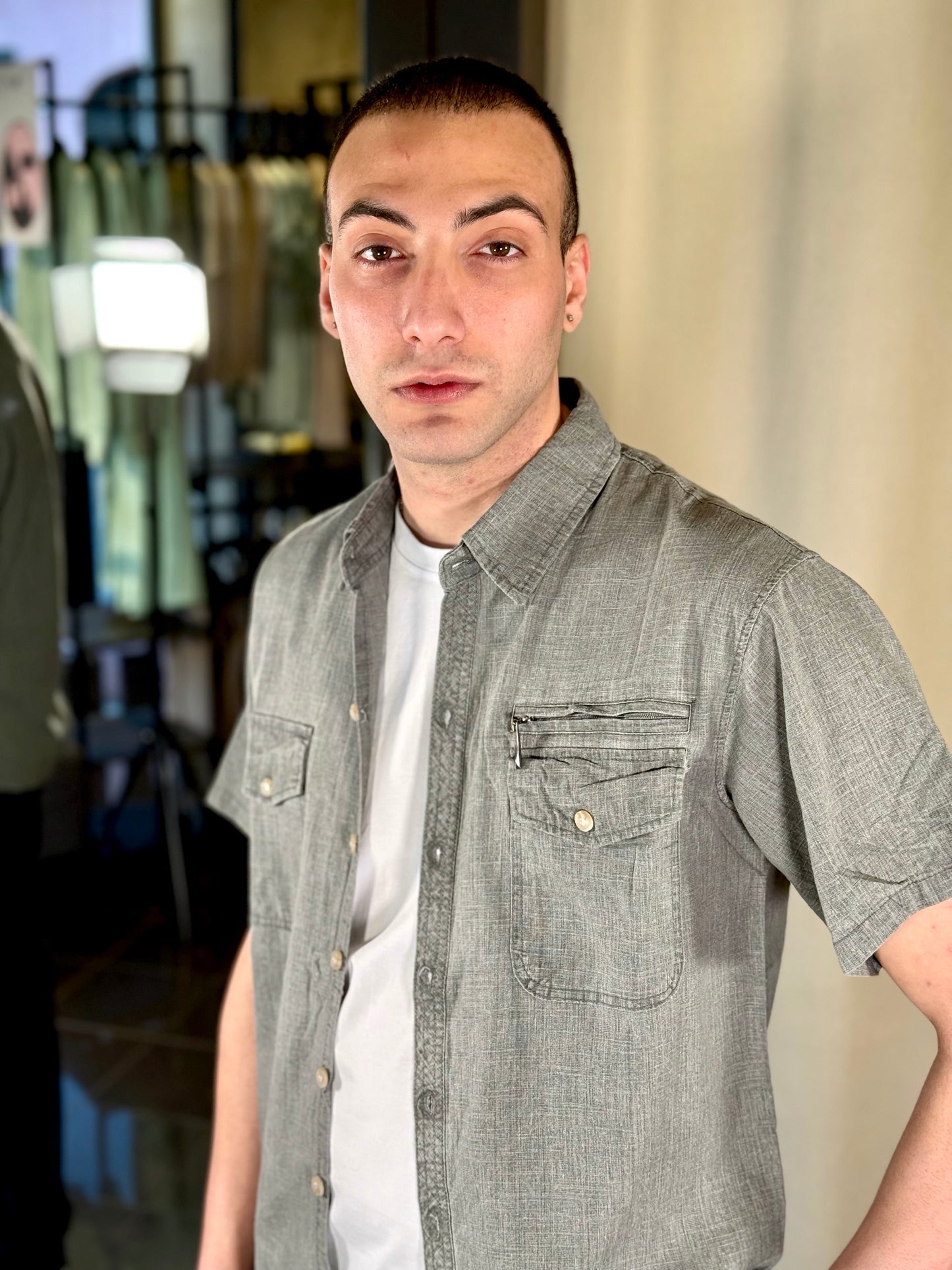 Camicia maniche corte verde salvia polvere 294