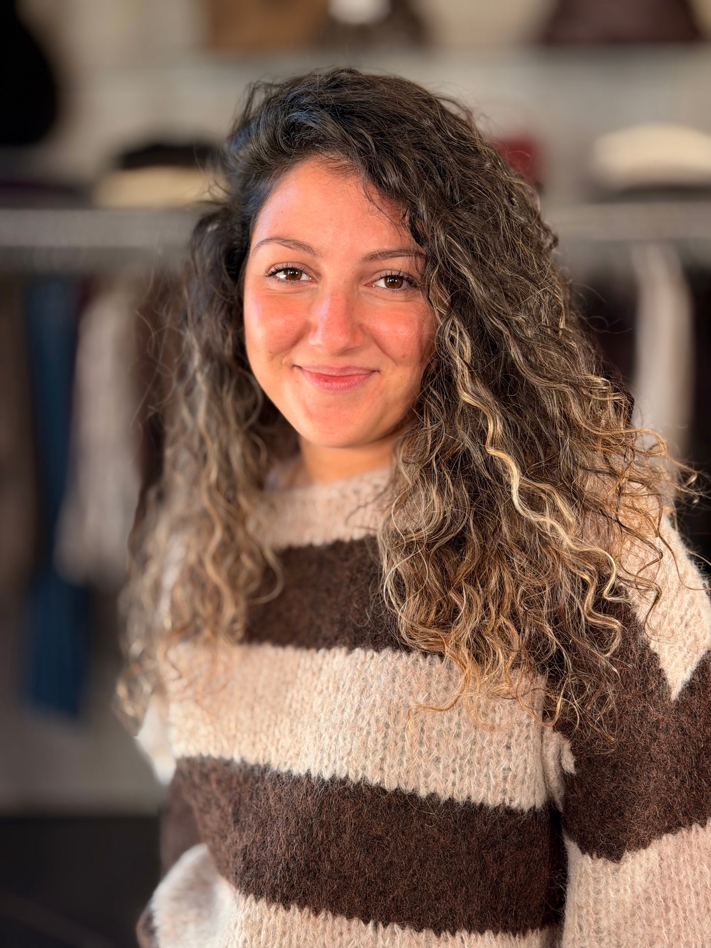 Maglioncino oversize crop a righe marrone in taglia unica 2451