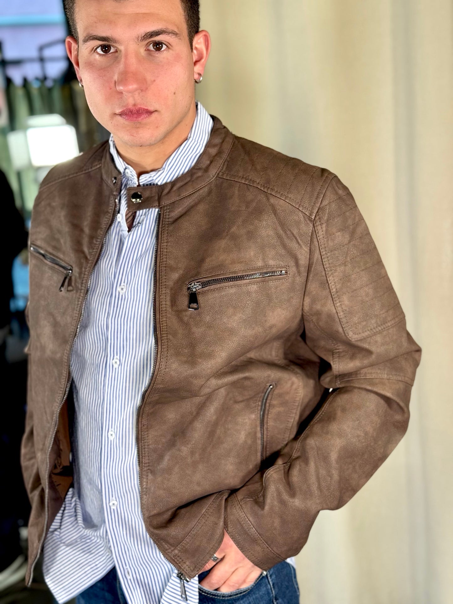 Giubbino in similpelle marrone 085