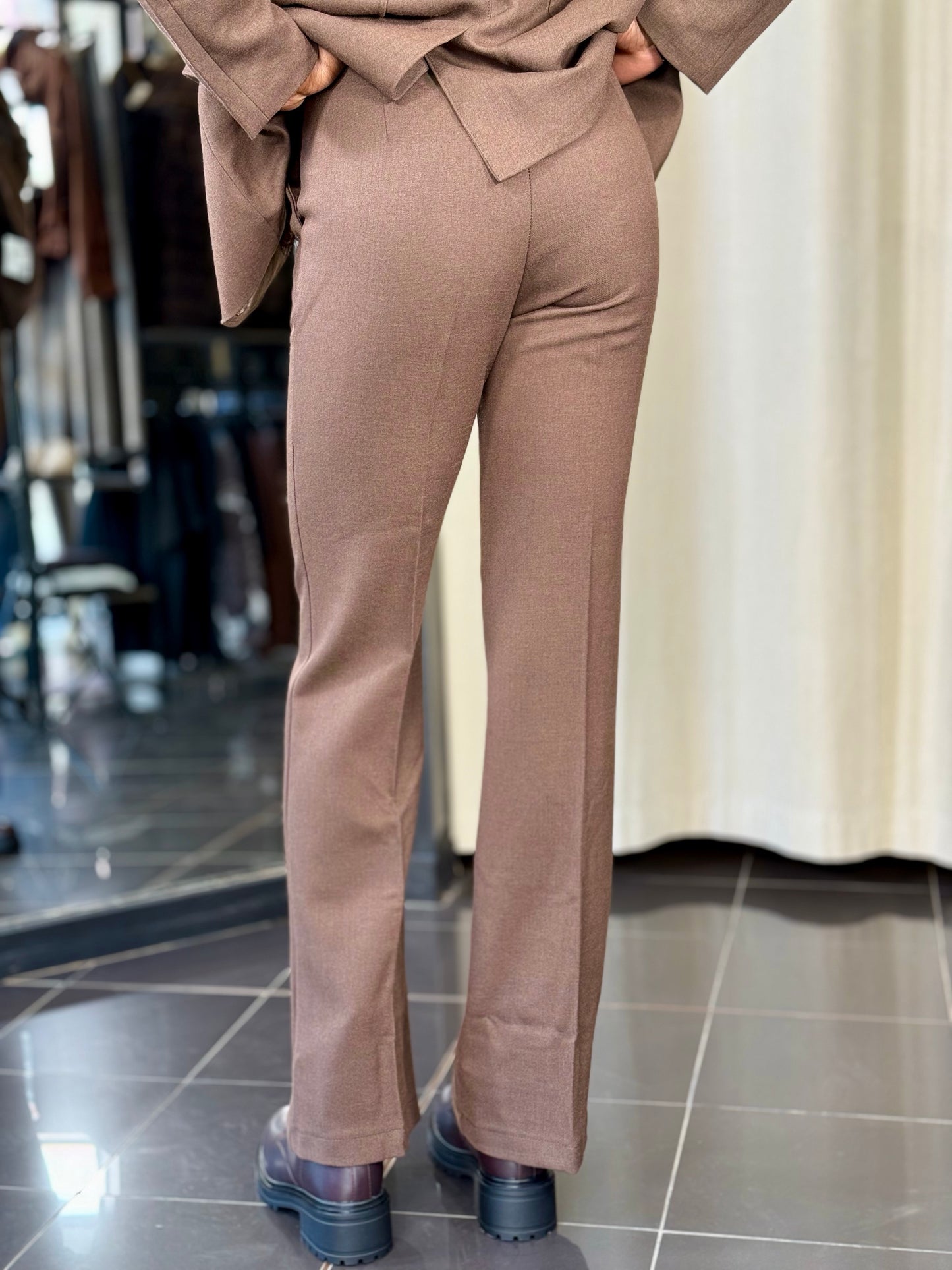 Tailleur marrone (giacca + pantalone) 2177
