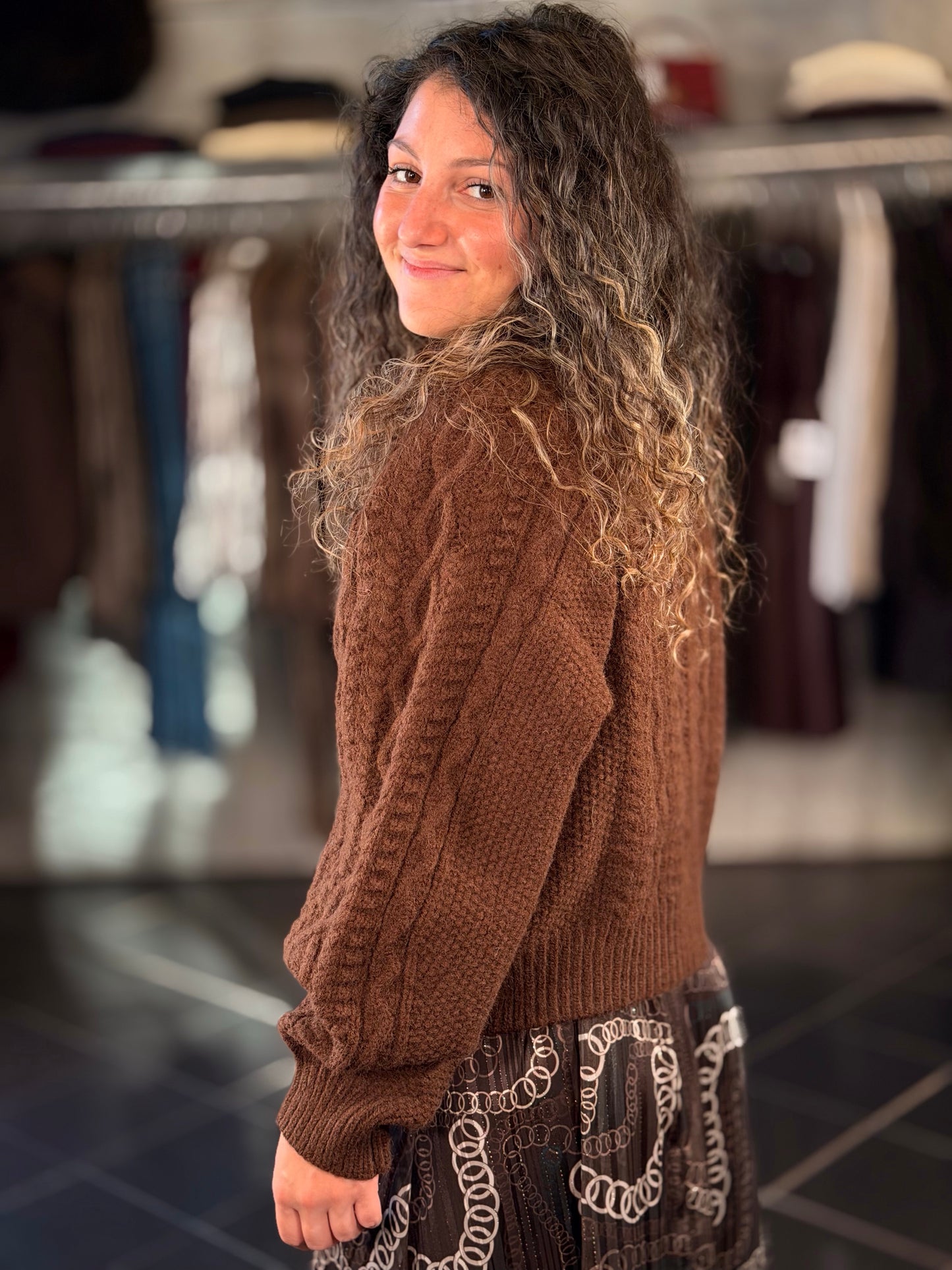 Cardigan crop con maniche a sbuffo marrone in taglia unica 2456