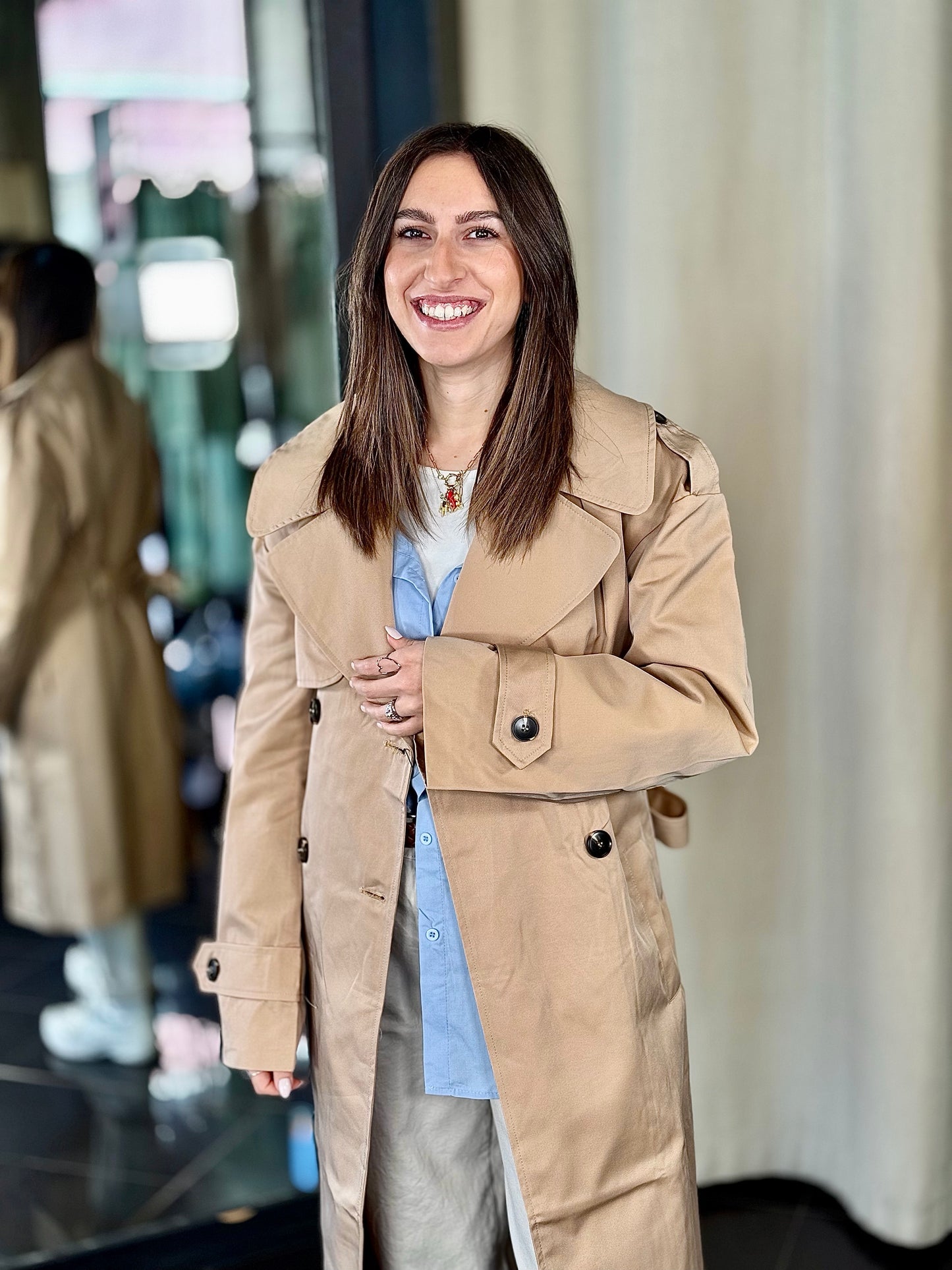 Trench beige in taglia unica 359
