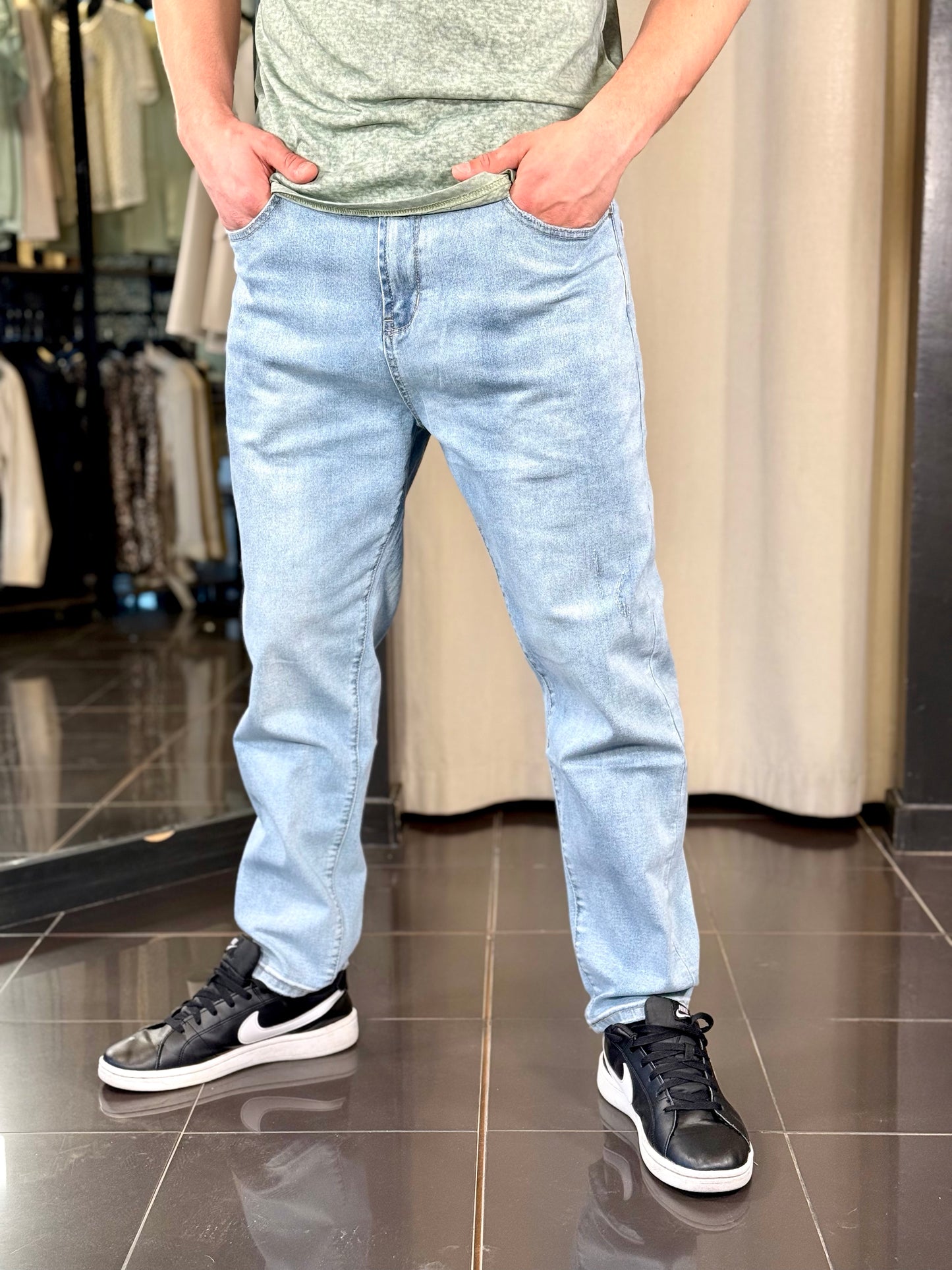 Jeans carrot chiaro 098