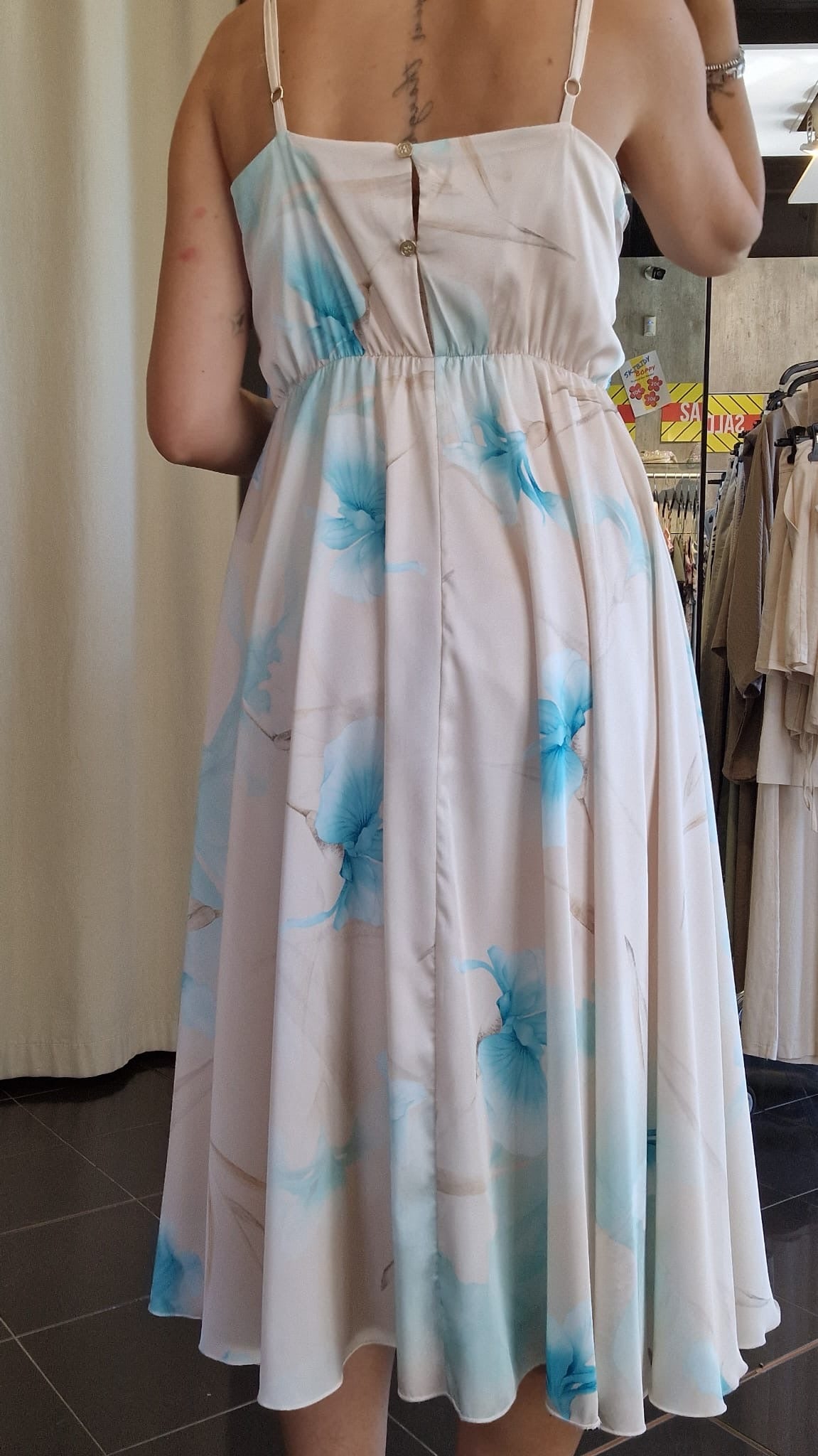 Abito midi con fiori azzurri Rinascimento