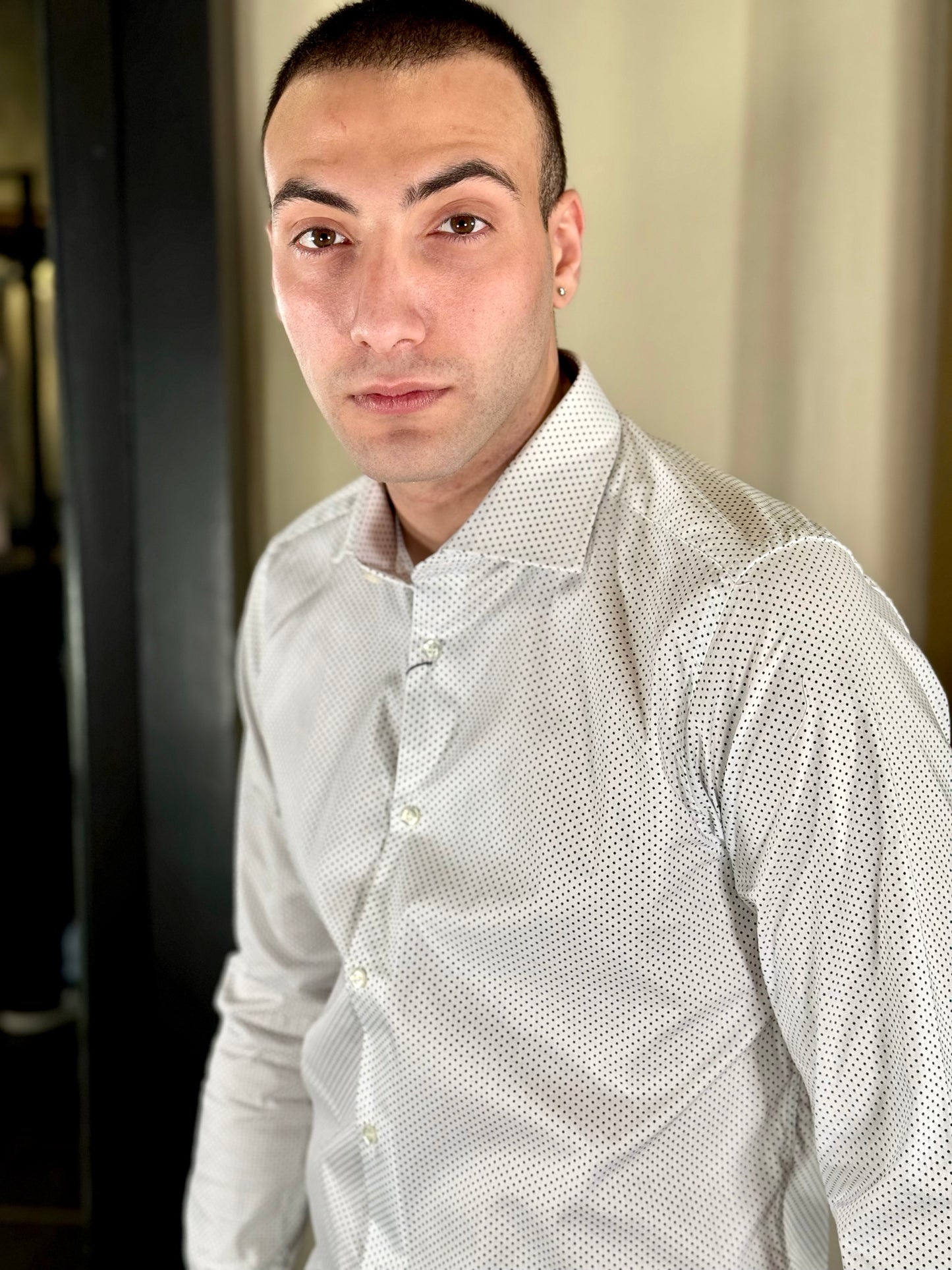 Camicia bianca a pois neri 167