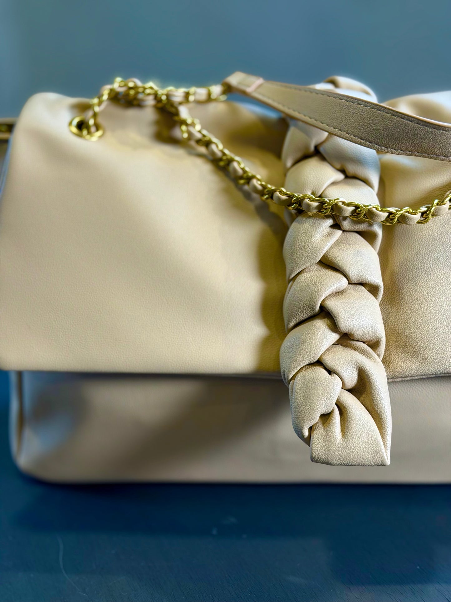 Borsa con catena e chiusura a treccia 2069