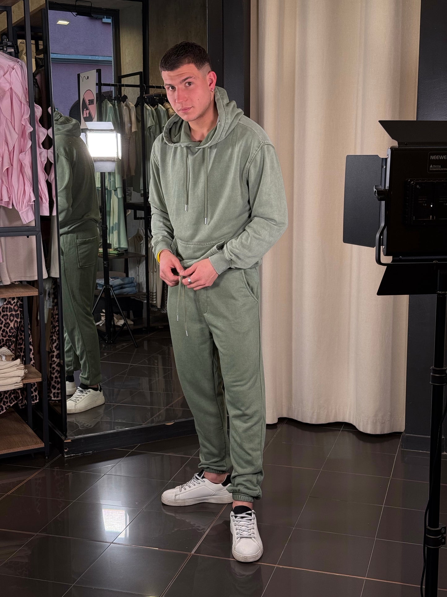 Pantalone tuta verde militare 379