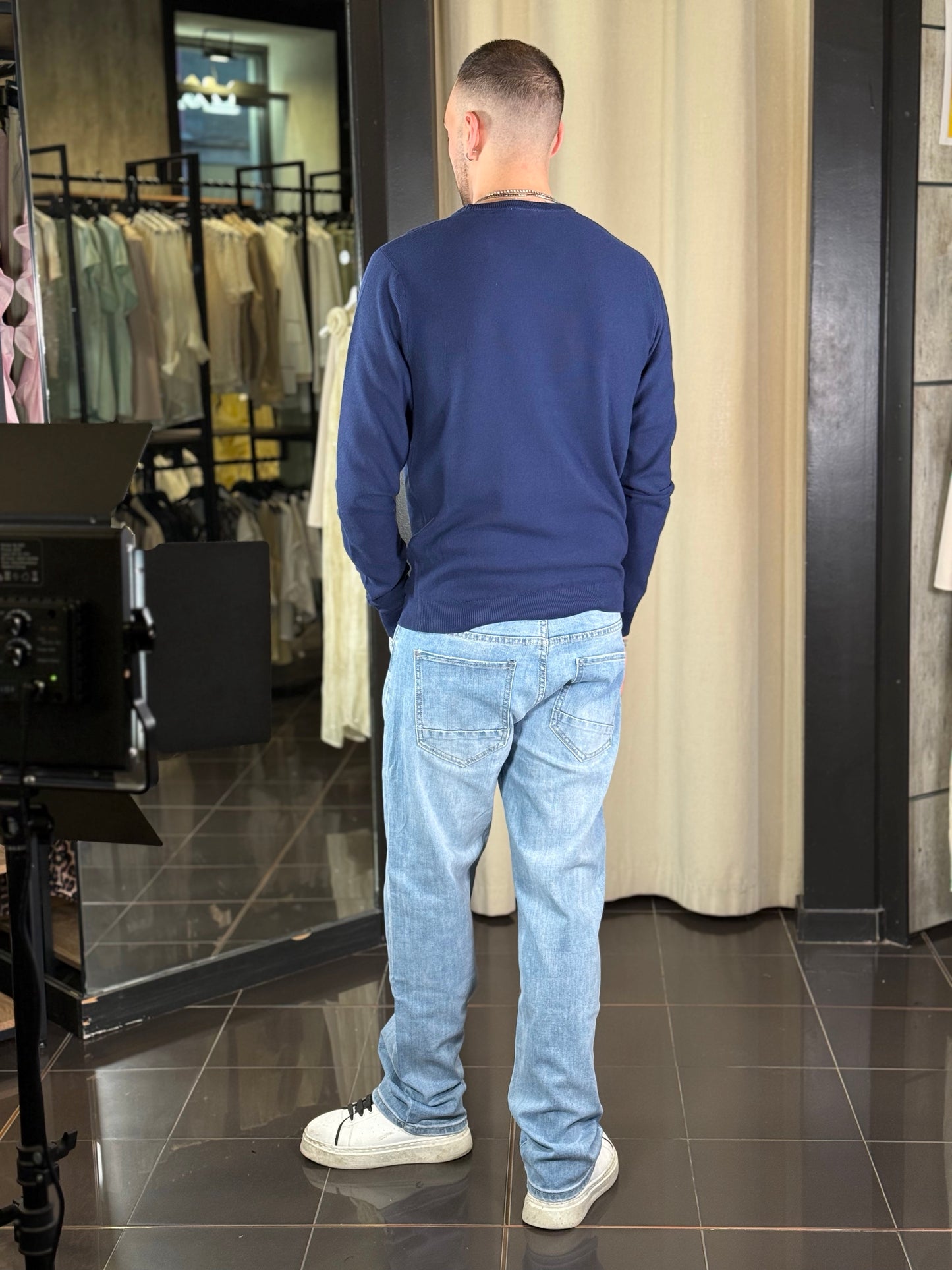 Maglioncino basico girocollo blu denim 138
