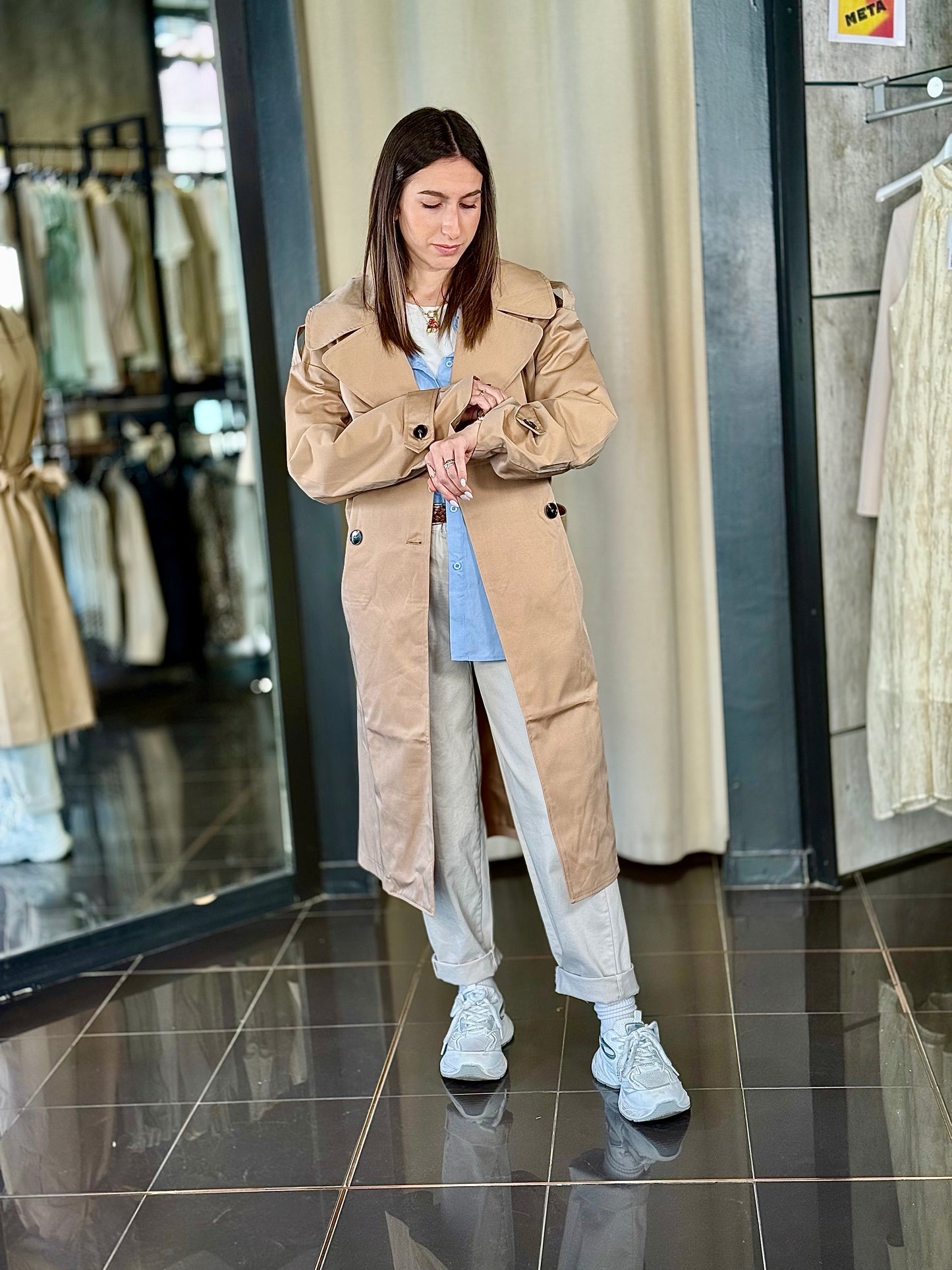 Trench beige in taglia unica 359