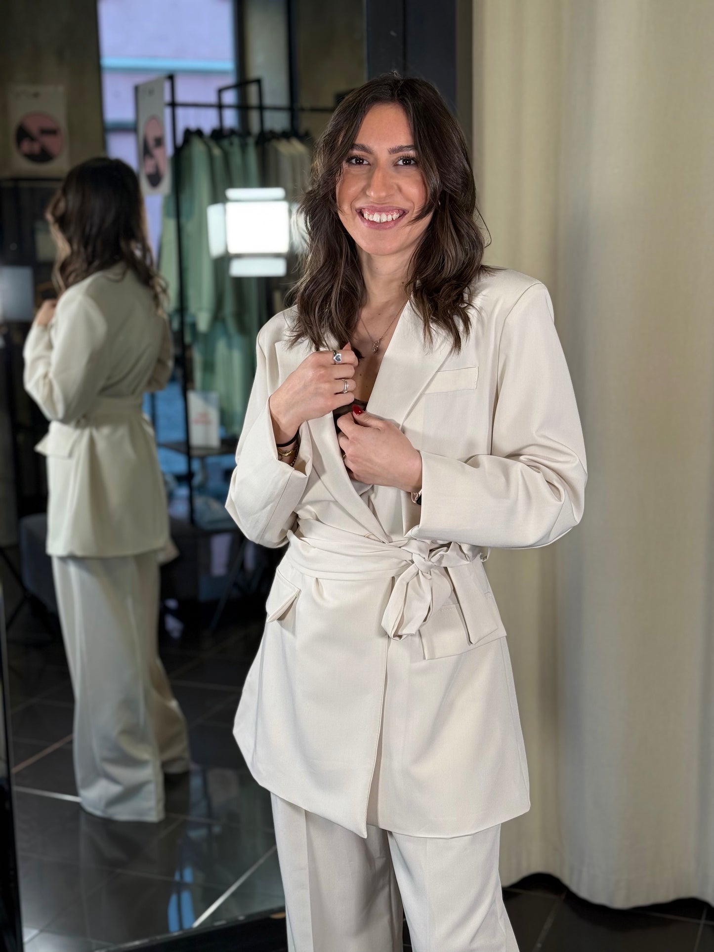 Tailleur (giacca con fusciacca + pantalone) in taglia unica 228