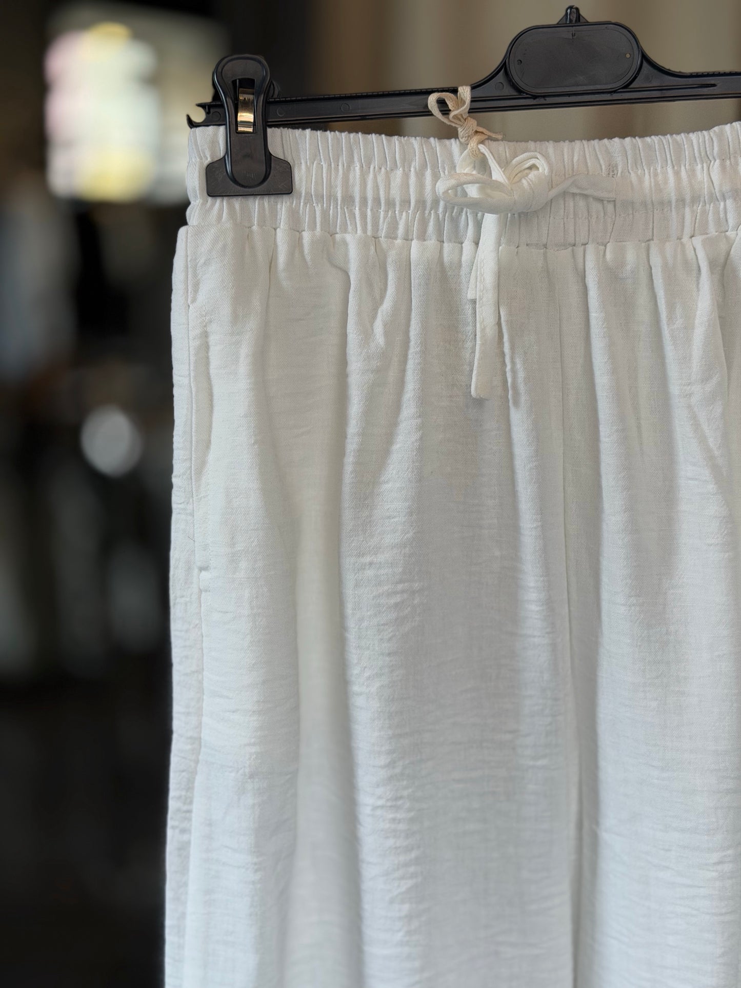 Pantalone a palazzo bianco con coulisse in vita in taglia unica 2469