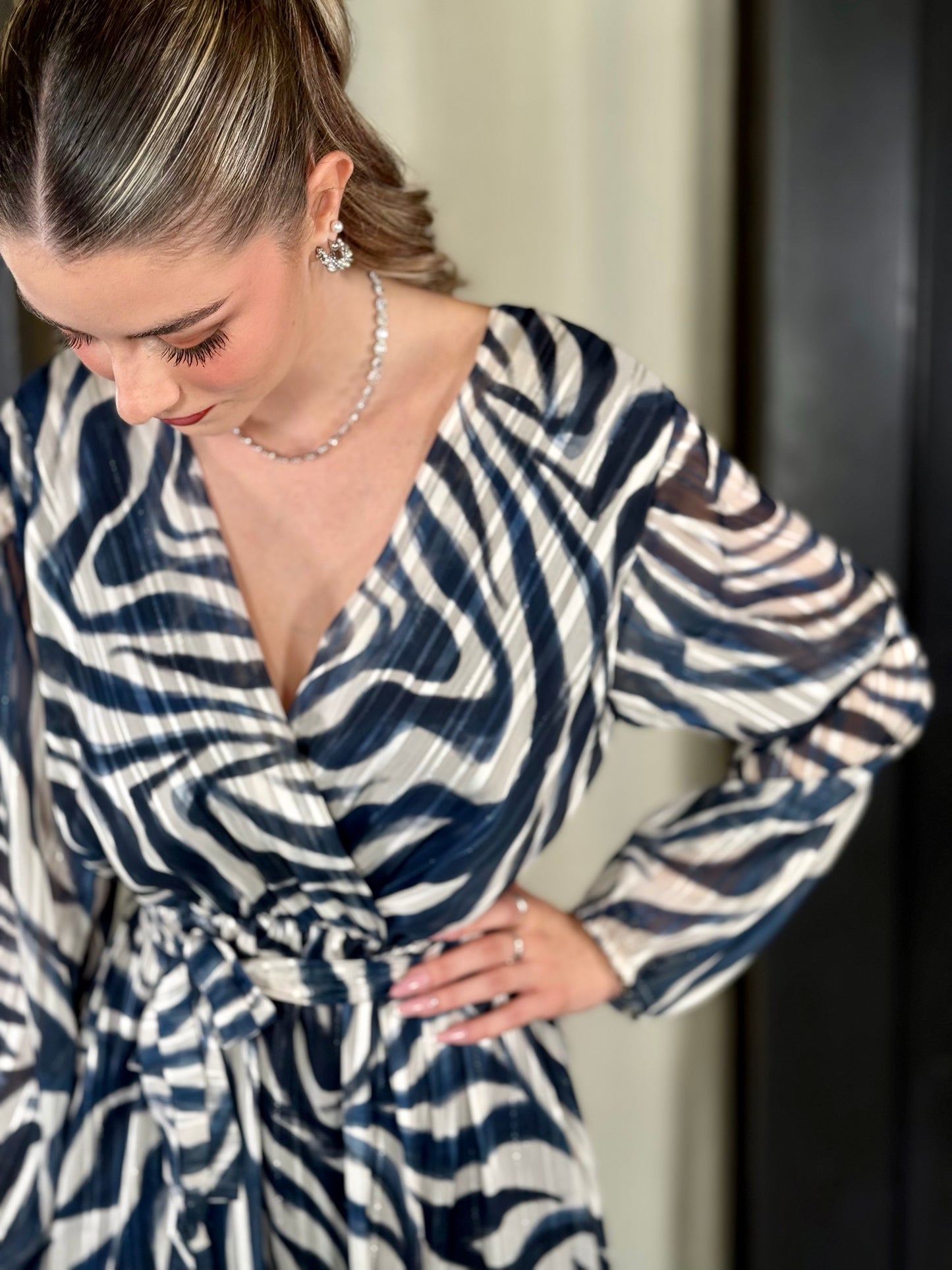 Abito midi con fusciacca blu e scollo a V in taglia unica 2219