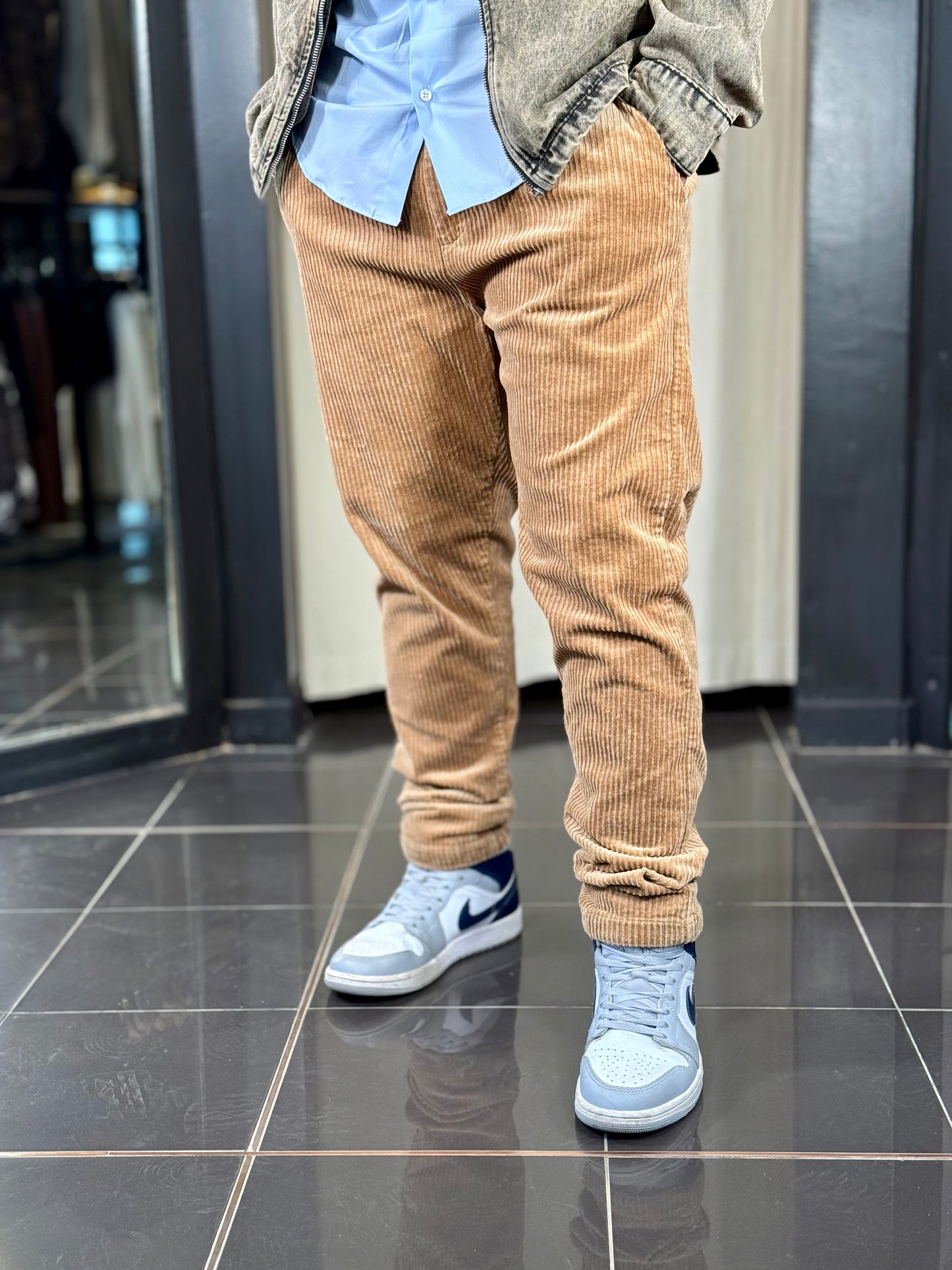 Pantalone velluto a coste cammello 2300