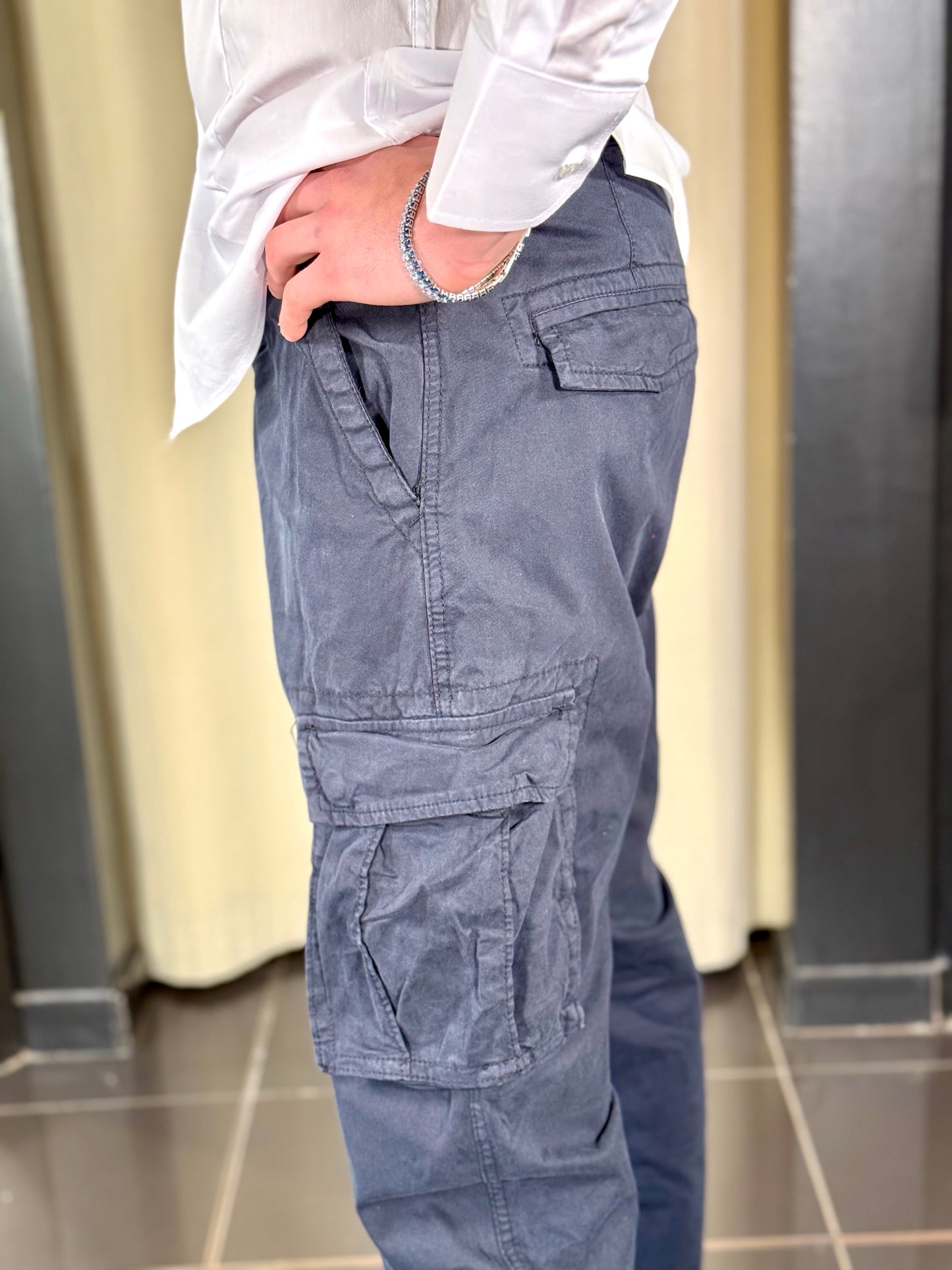 Pantalone cargo blu 147
