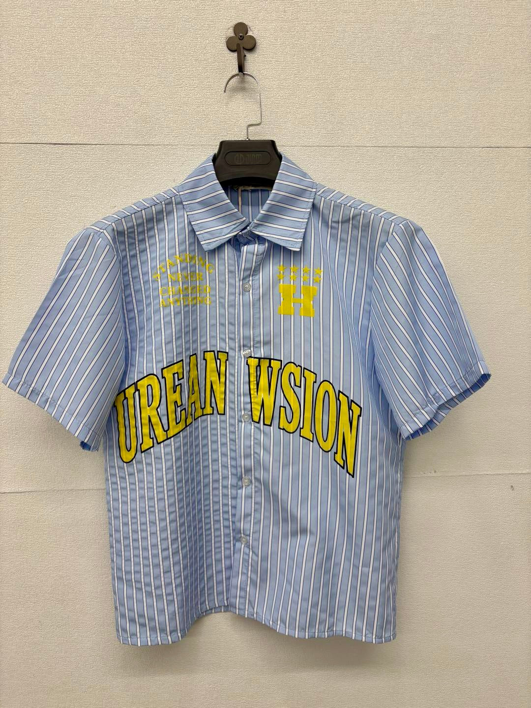 Camicia maniche corte in stile baseball azzurra 2338