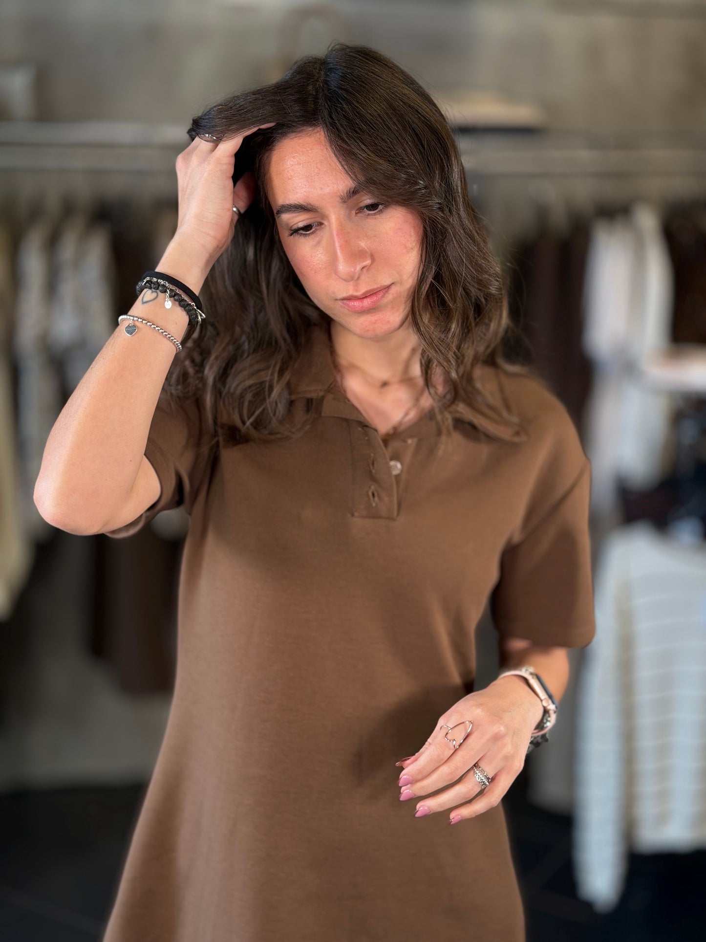 Abito a polo marrone in taglia unica 2229