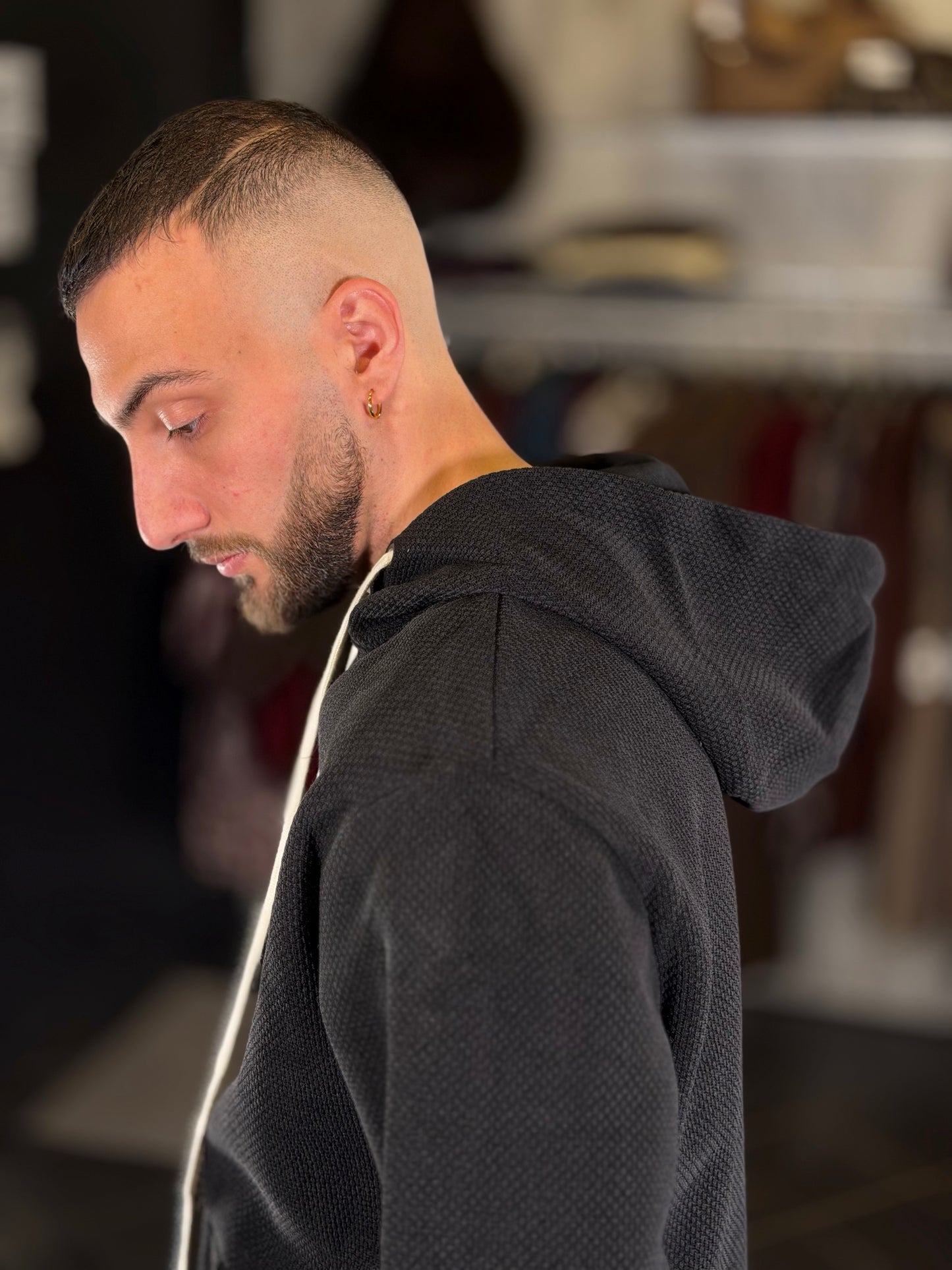 Felpa oversize nera con zip e cappuccio 2503