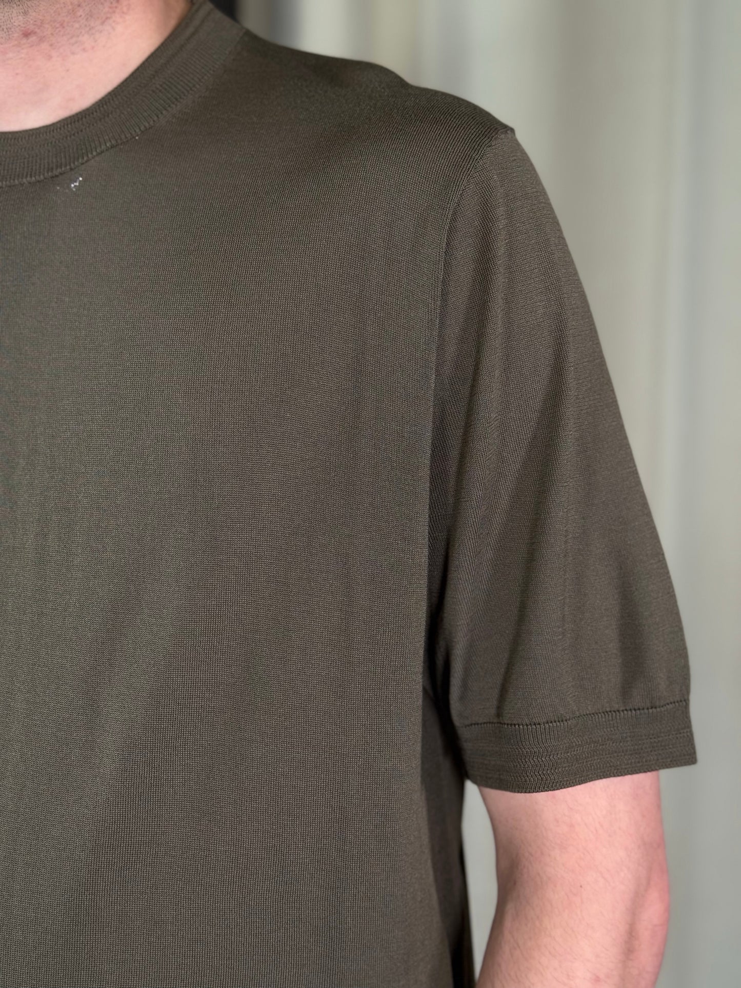 T-shirt verde militare in maglina oversize 431