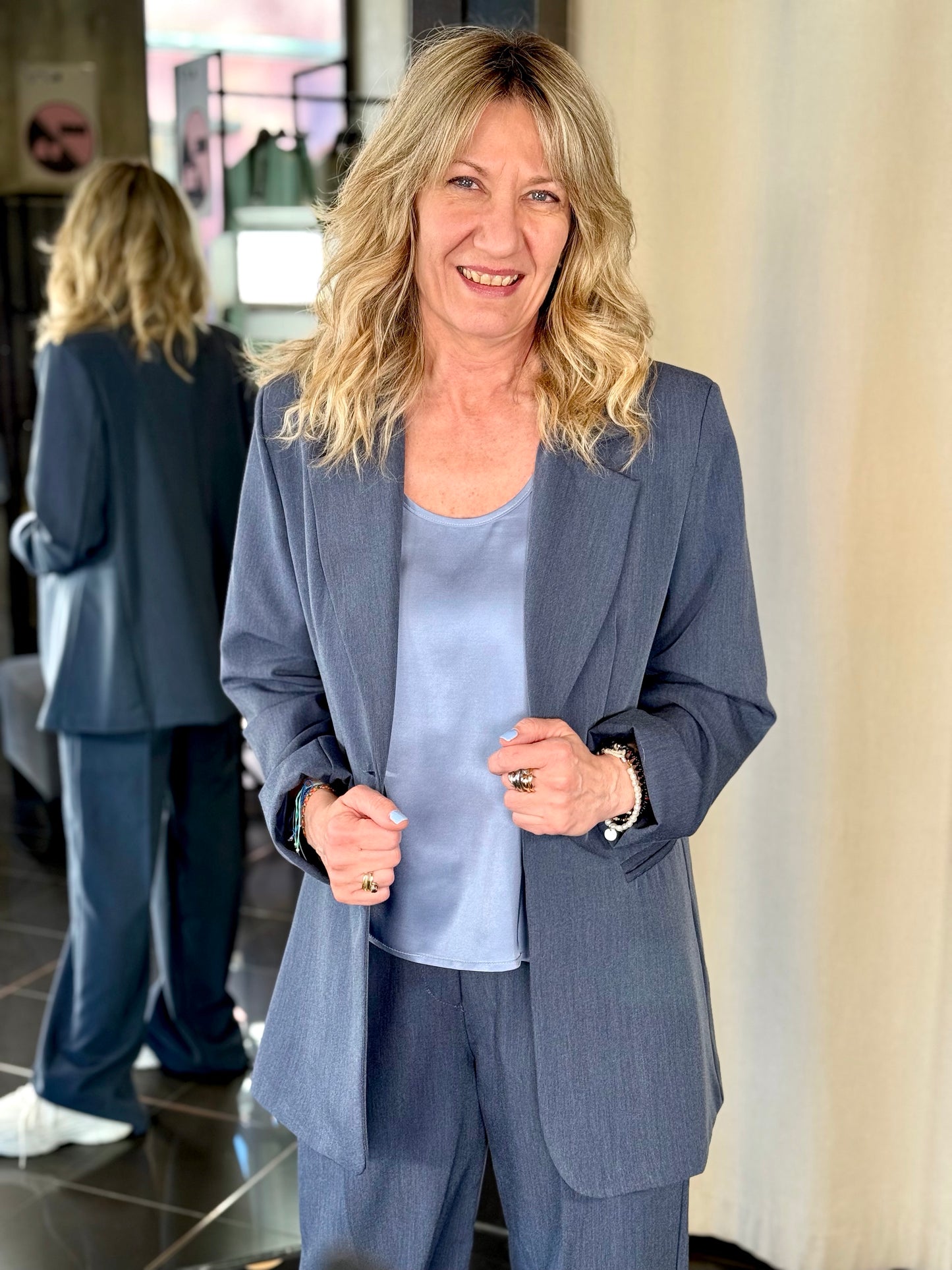 Tailleur blu jeans (blazer + pantalone) in taglia unica 224