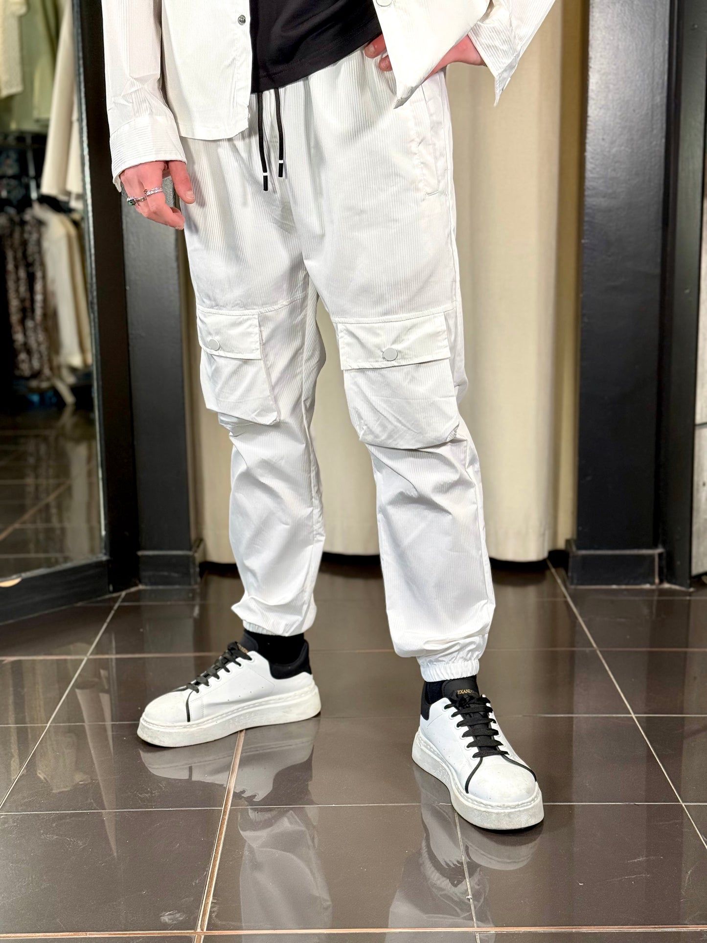 Completo bianco (camicia + pantalone) 092