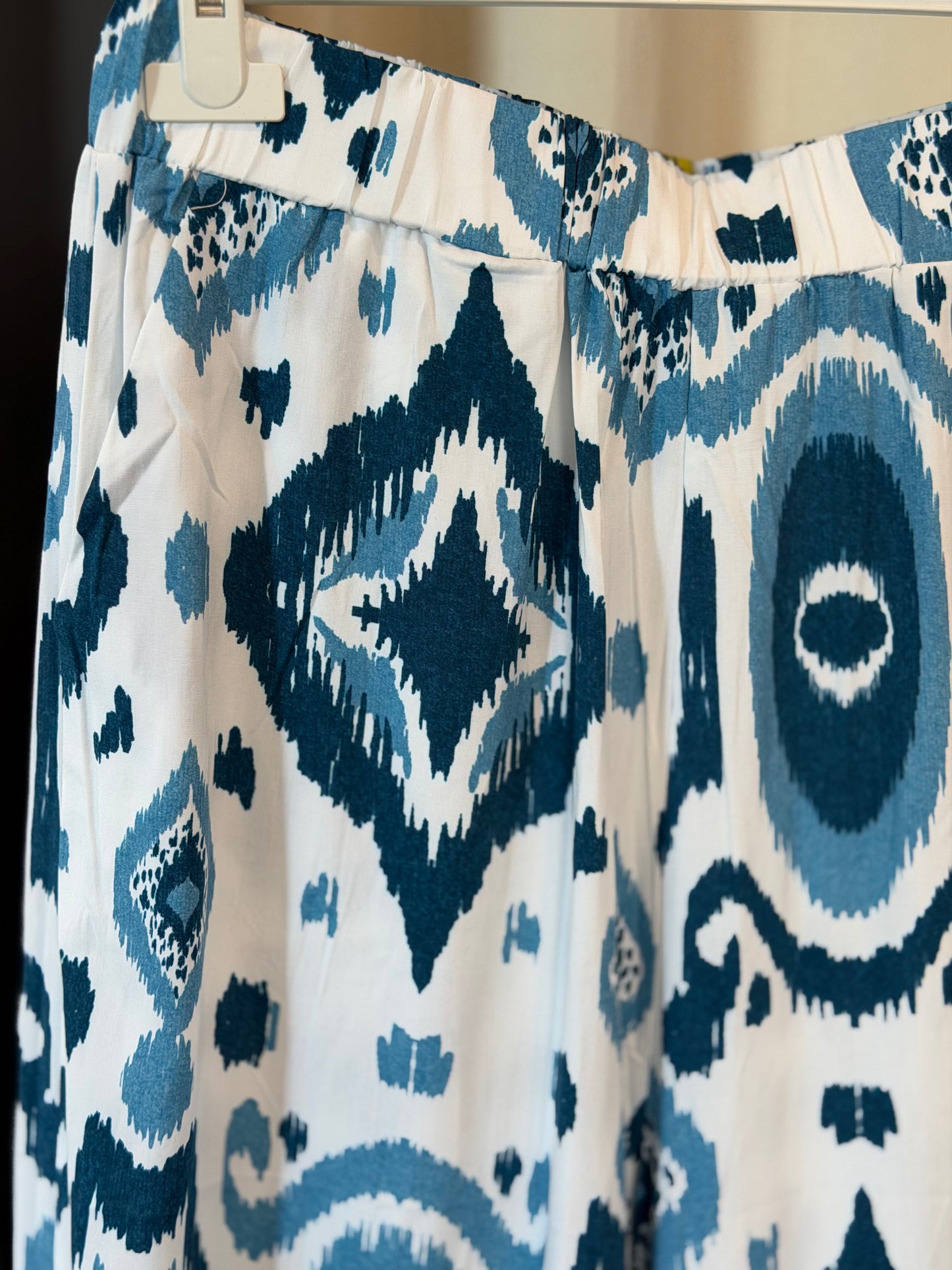 Pantalone a palazzo in fantasia azzurra in taglia unica 2813