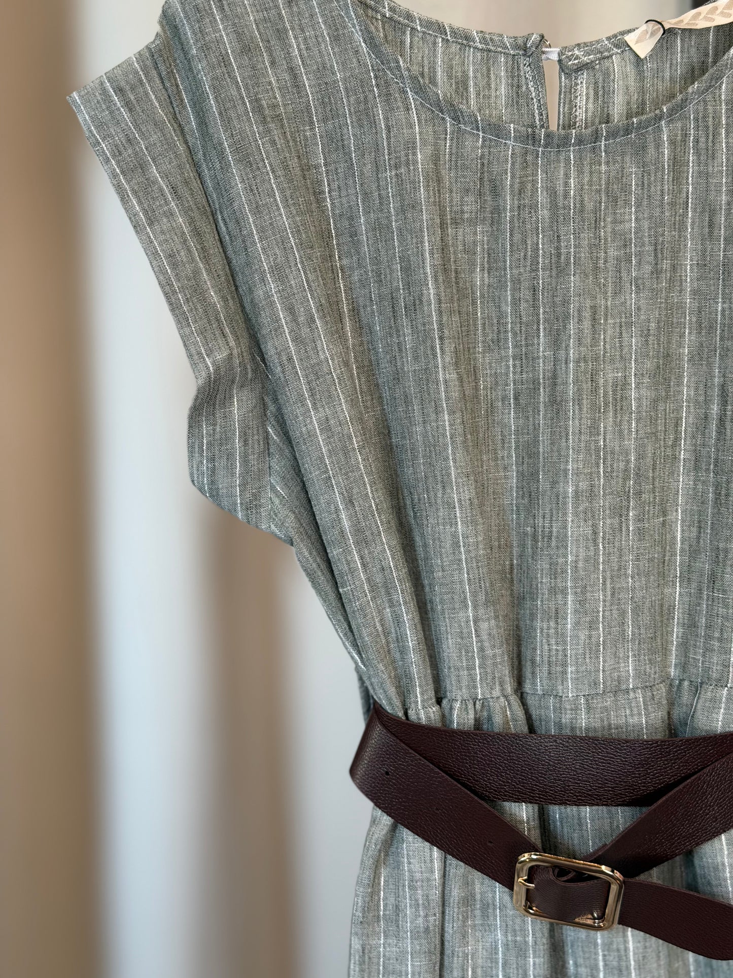 Abito verde e filo di lurex midi con cintura in taglia unica 2826