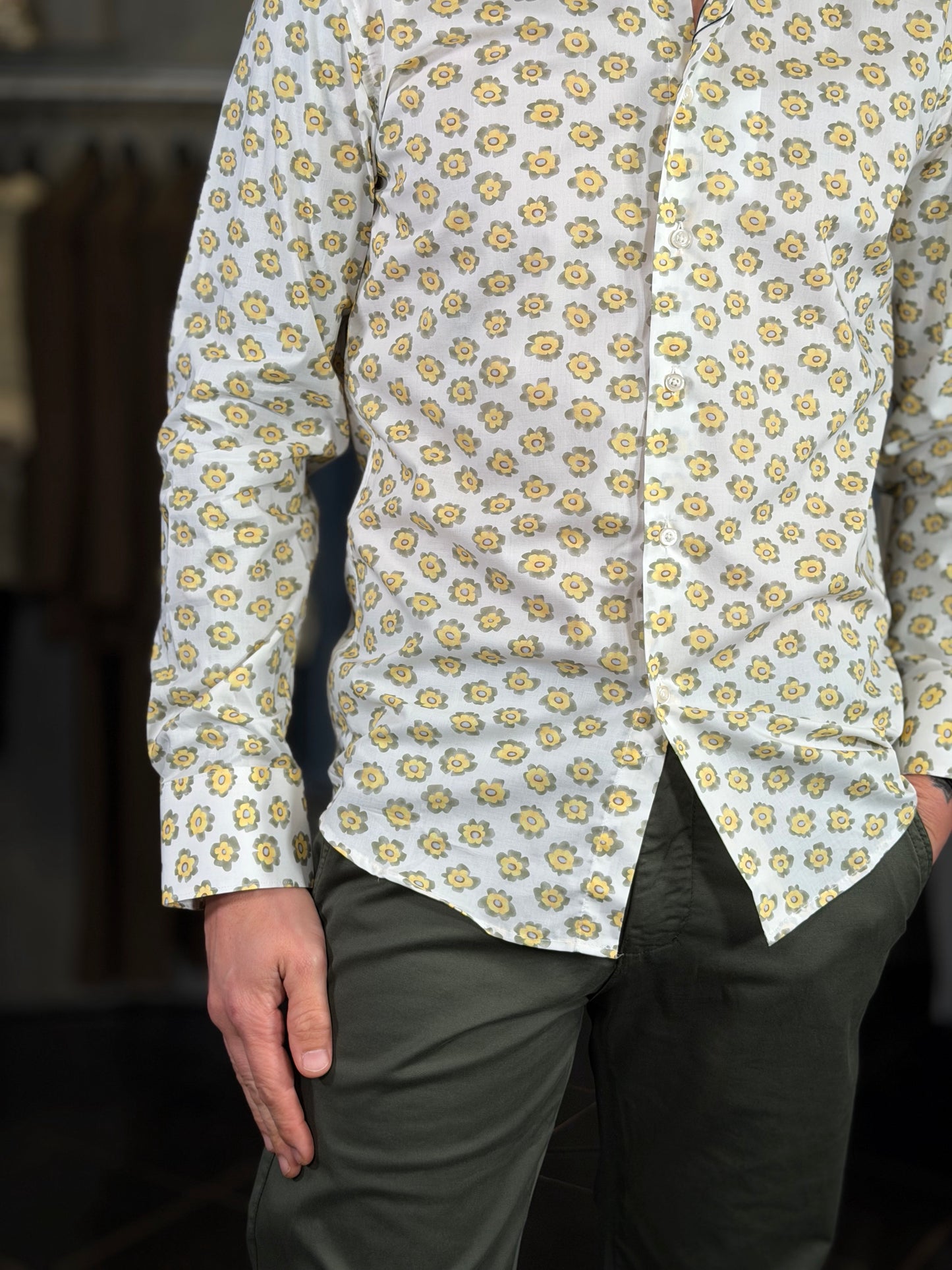 Camicia con fantasia a fiori 2134