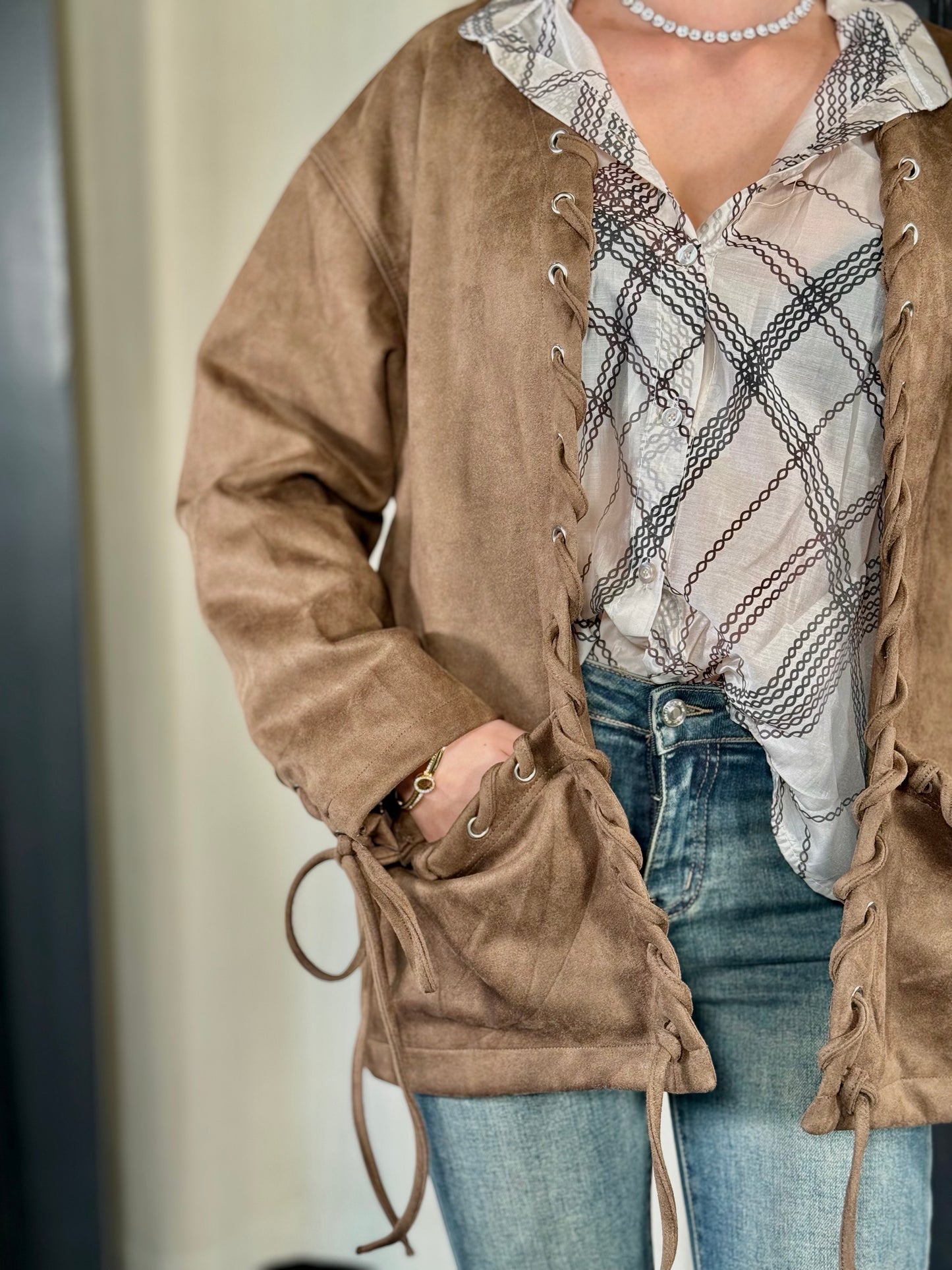 Giacca in suede marrone con intrecci in taglia unica 2002