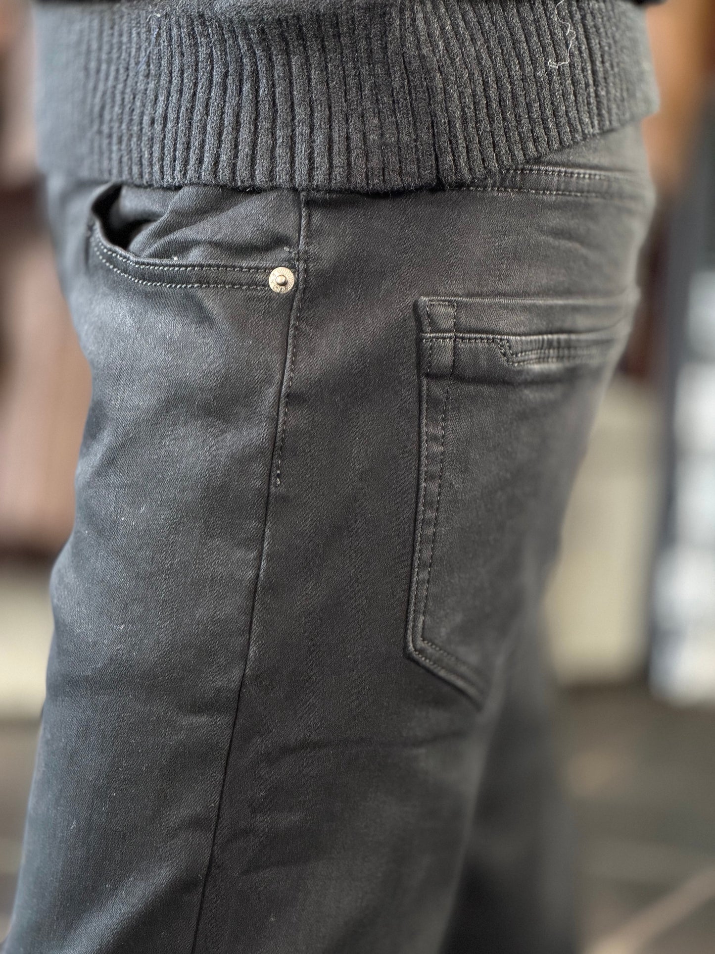 Jeans nero Slim 2575