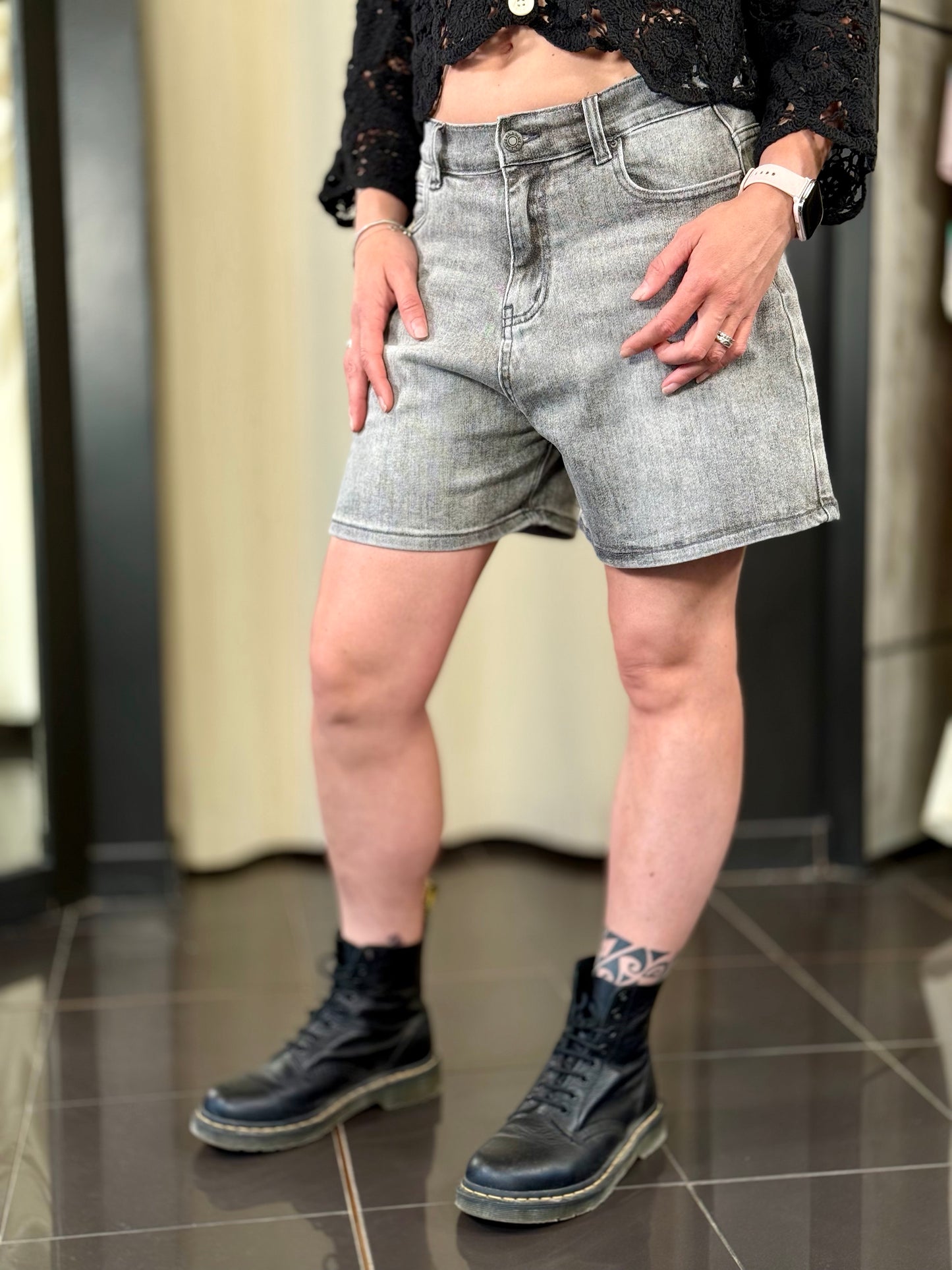 Shorts in jeans grigio 558