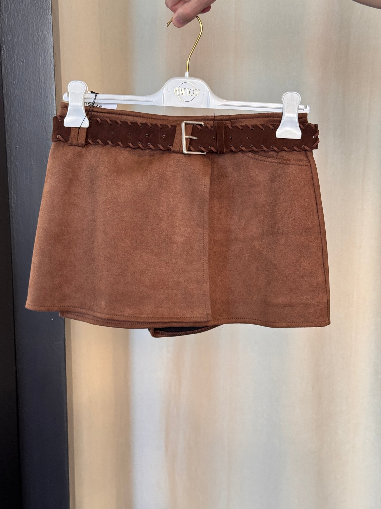 Gonna in suede marrone con cintura 2638