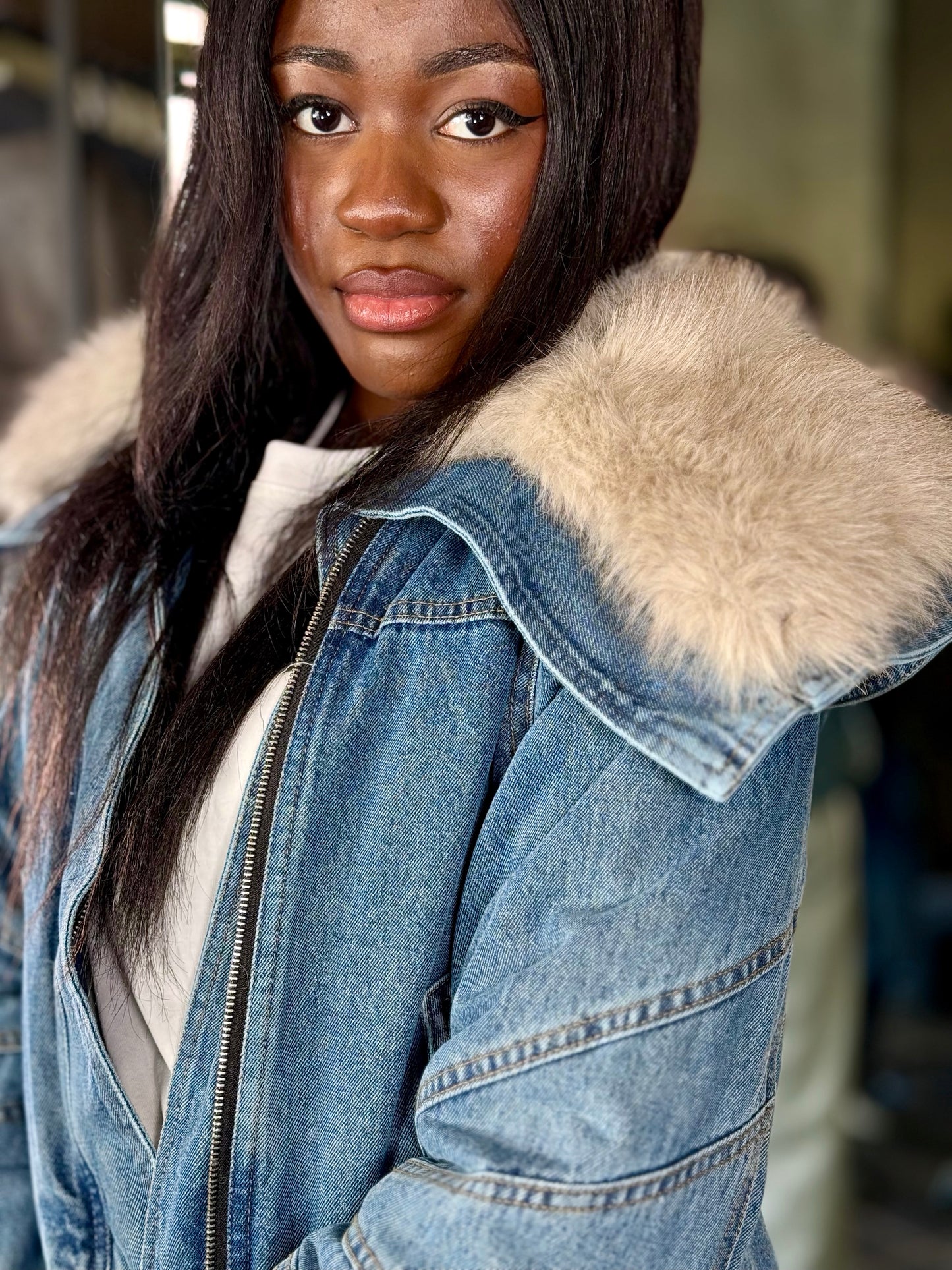 Giubbino in jeans con all’interno ecopelliccia rimovibile in taglia unica 2040