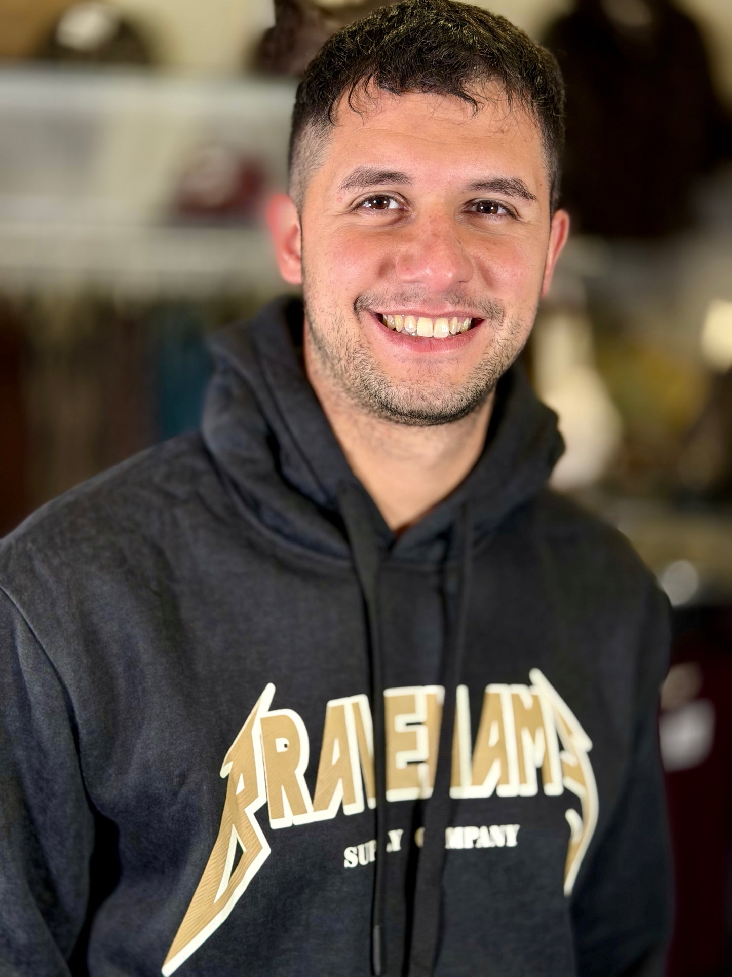 Felpa con cappuccio blu navy e scritta beige 2145