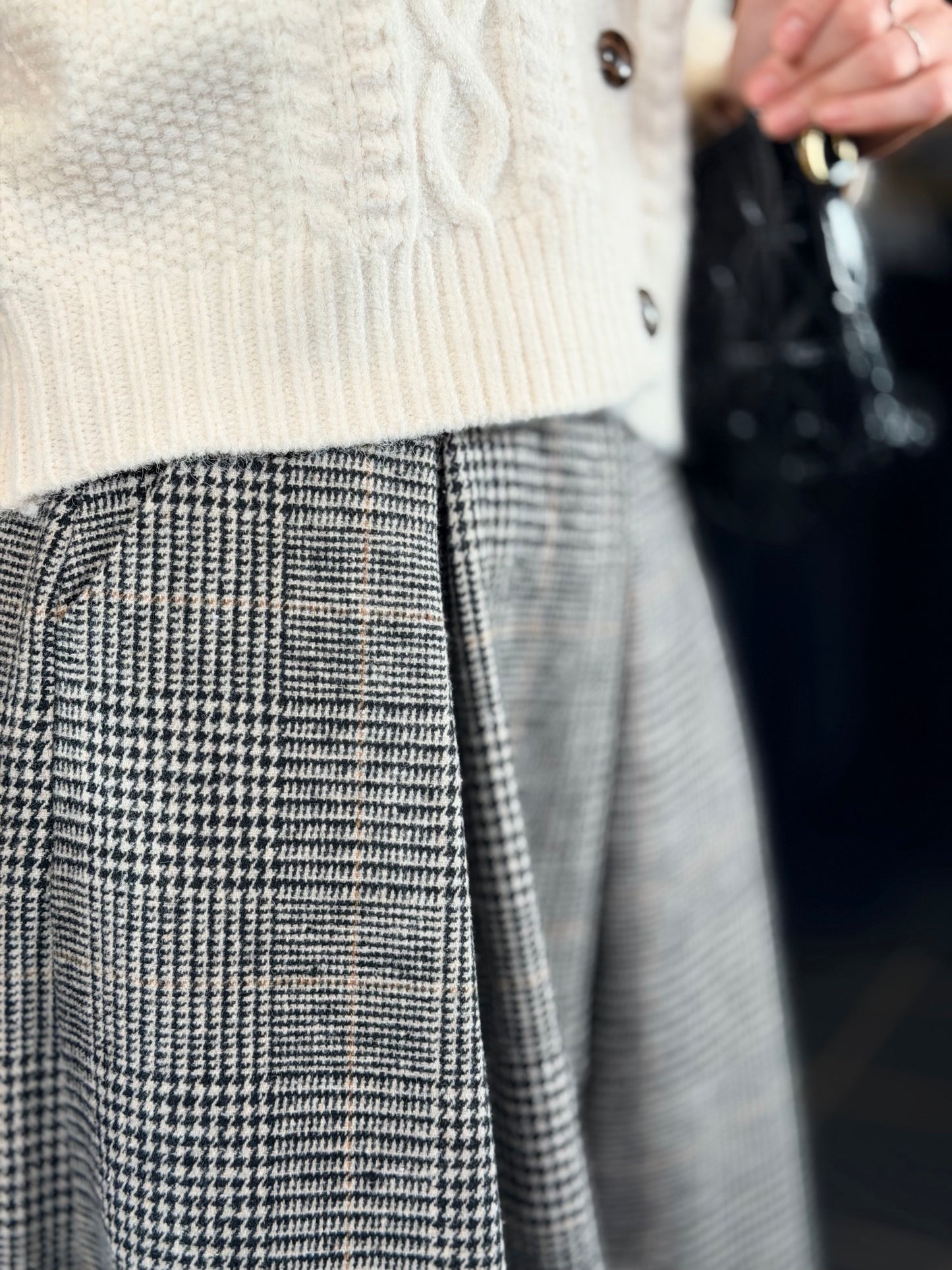 Gonna pantalone scozzese grigia e nera in taglia unica 2433