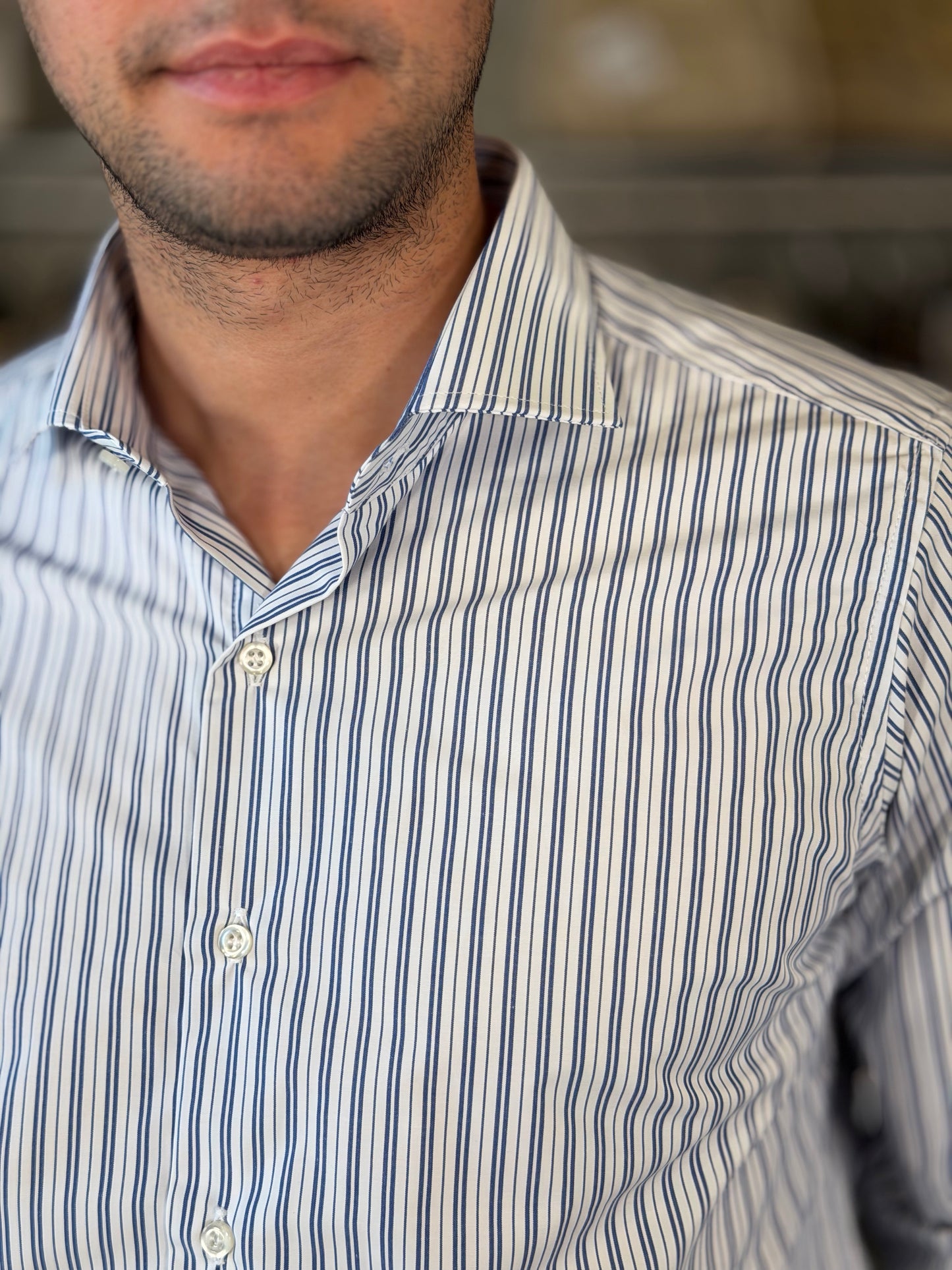 Camicia bianca con righe azzurre 2270